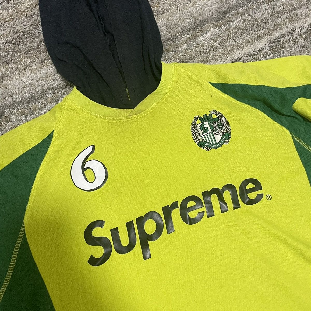 Supreme supreme soccer hoodie size small Size US S / EU 44-46 / 1 - 2 Thumbnail