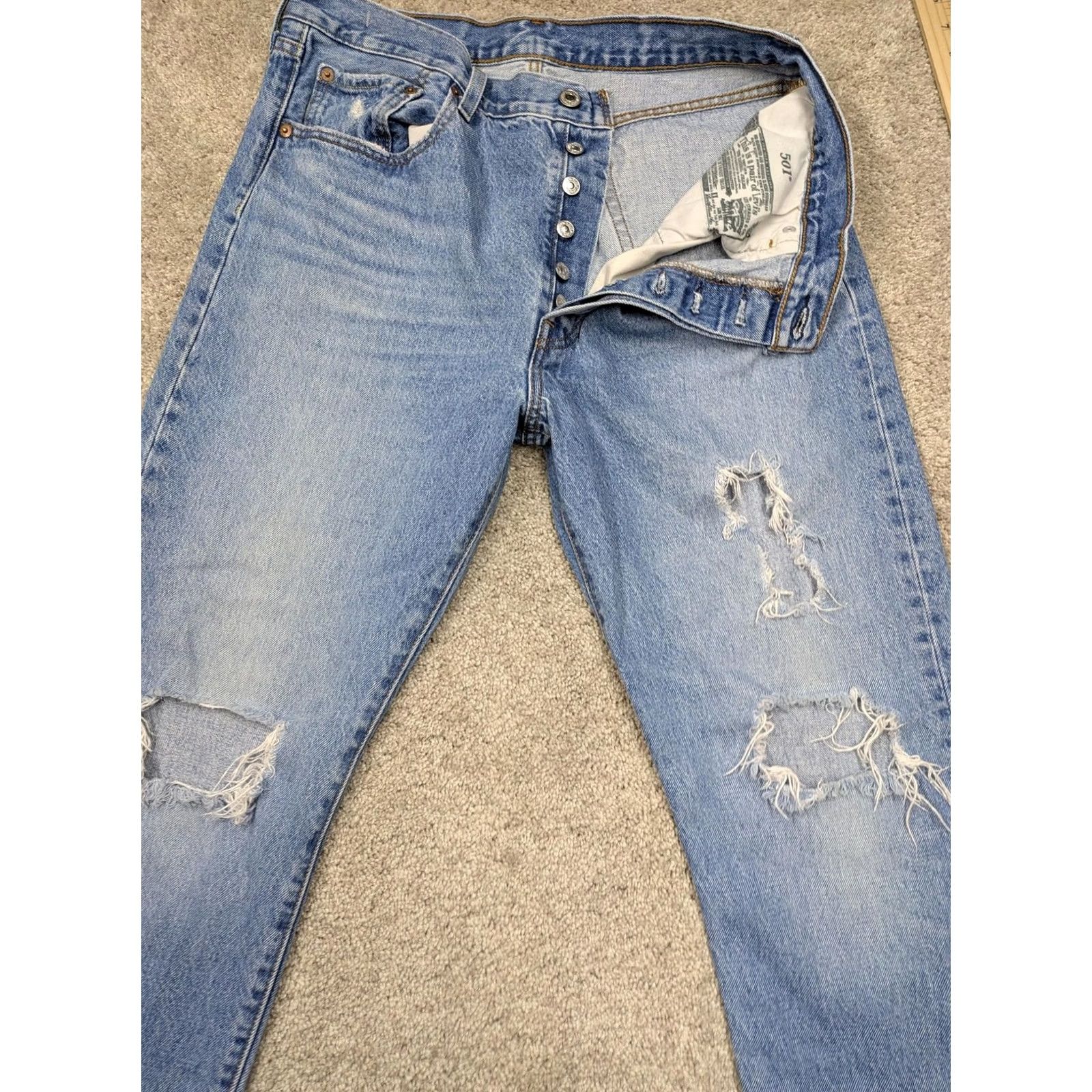 Levi's Levi's 501 XX Jeans Mens 34x30 Blue Light Straight Distressed Knees Button Fly Size US 34 / EU 50 - 2 Thumbnail