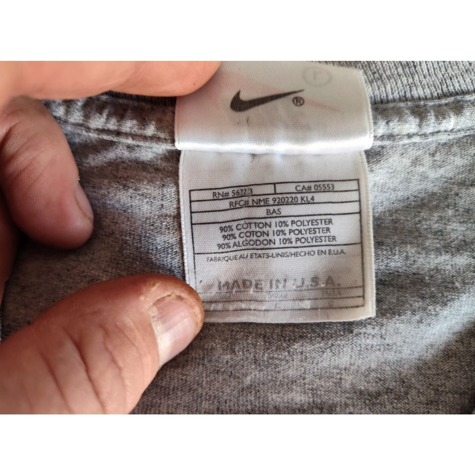 Nike VINTAGE Nike Shirt Mens T-Shirt Gray Short Sleeve V-Neck Large USA Made Cotton USA Mens Size US L / EU 52-54 / 3 - 5 Thumbnail