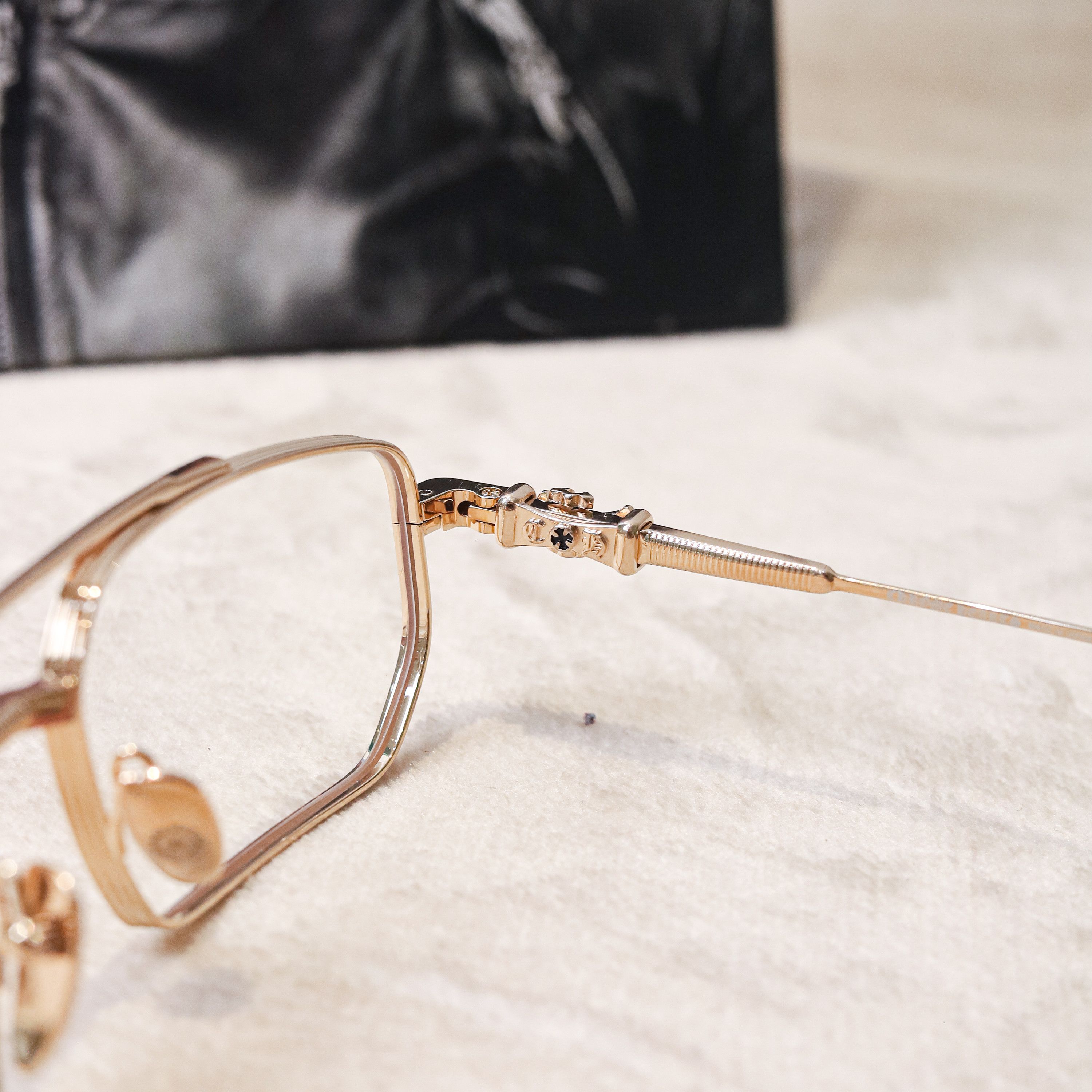 Chrome Hearts CHROME HEARTS GUSHER MATTE BLACK/GOLD PLATED Size ONE SIZE - 8 Thumbnail