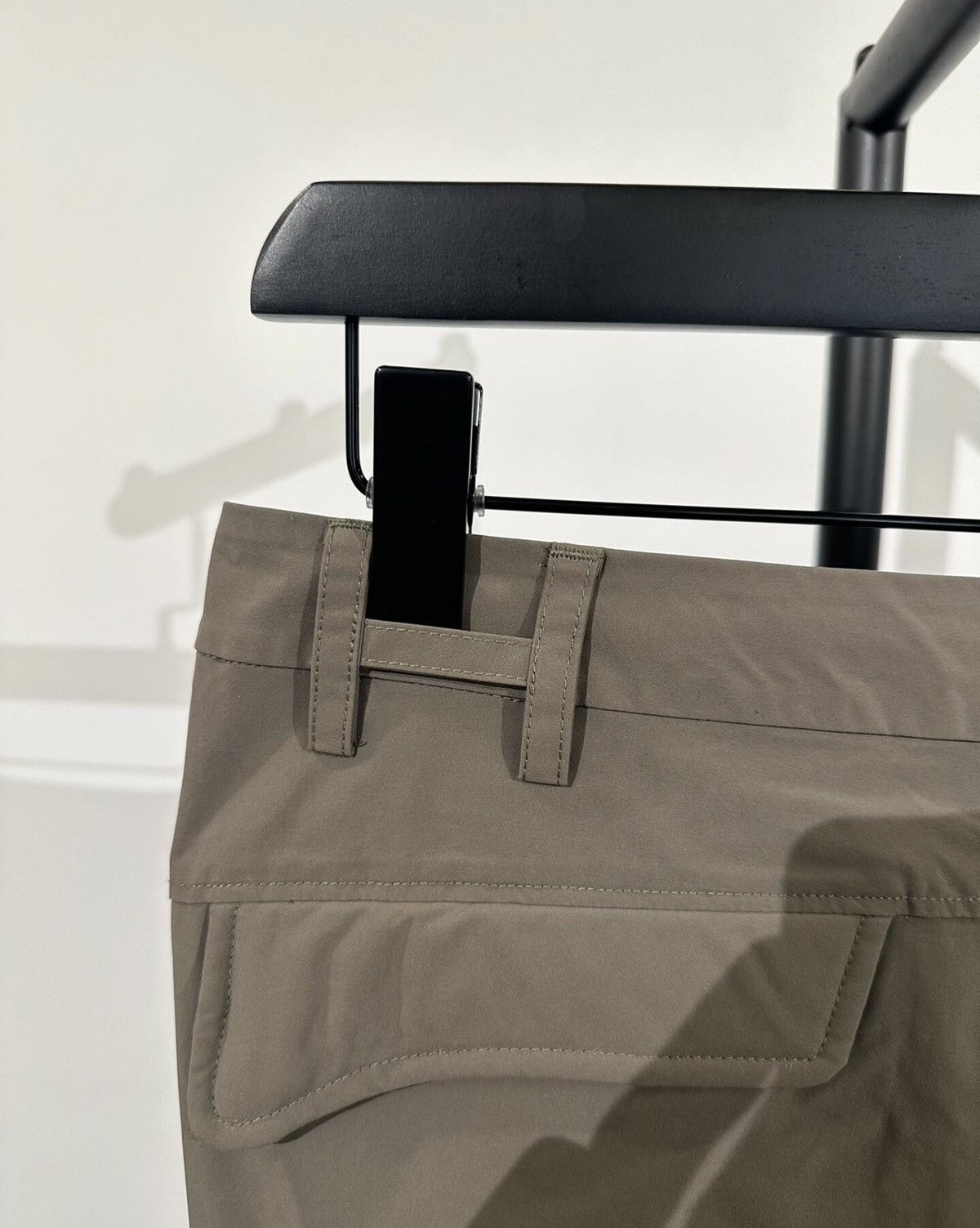 Heliot Emil Heliot Emil HE Nylon Quilted Pants (Brand New with Tags) Size US 32 / EU 48 - 8 Thumbnail