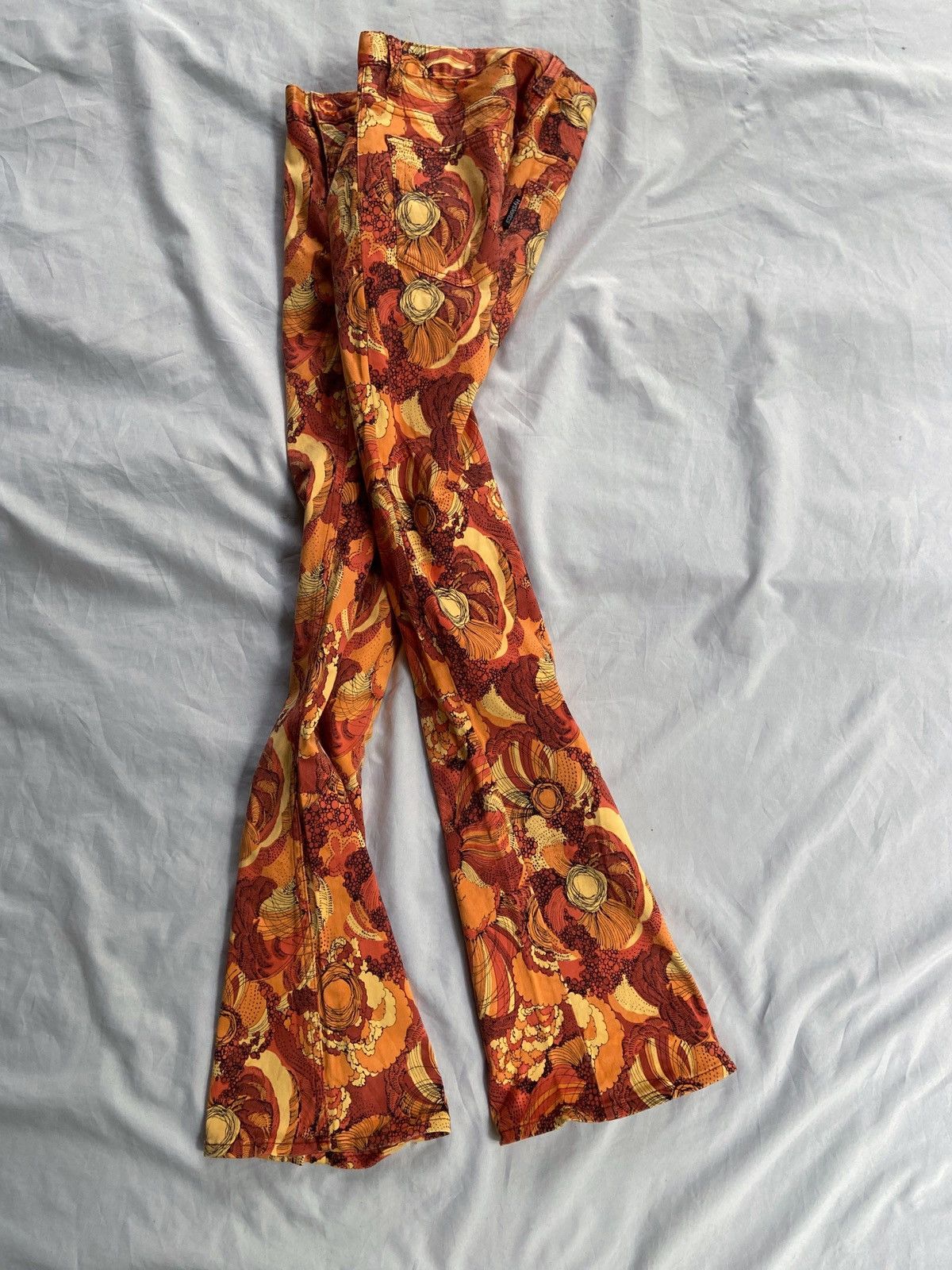 Hysteric Glamour HYSTERIC GLAMOUR PRINTED FLOWERS FLARED PANTS Size 29" - 7 Thumbnail