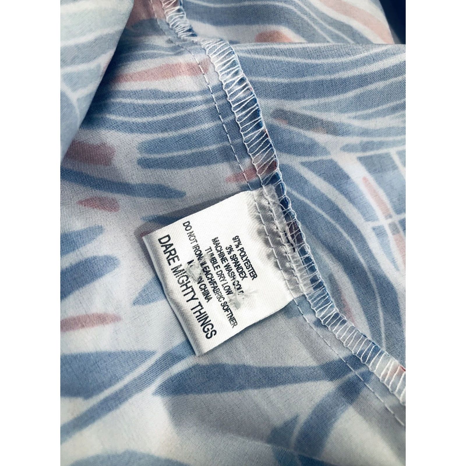 ALOHAS RSVLTS Roosevelts - SURFING WAVES / OCEAN Hawaiian Aloha Lg. Shirt - EXCELLENT Shirt Mens L Multicolor 90s Hawaiian B14 Size US L / EU 52-54 / 3 - 7 Thumbnail