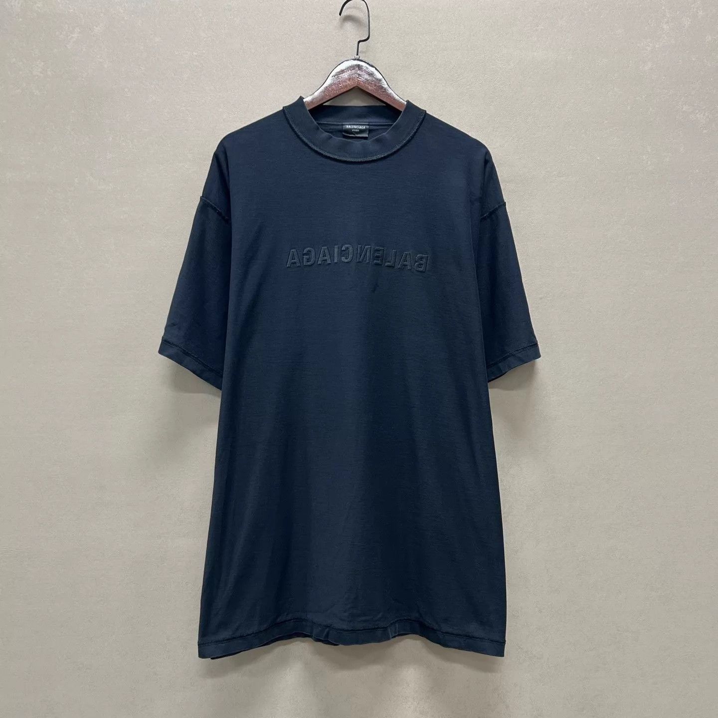 Balenciaga Balenciaga 99 New Embroidered Logo SS Tee 2 Size XS / US 0-2 / IT 36-38 - 1 Thumbnail