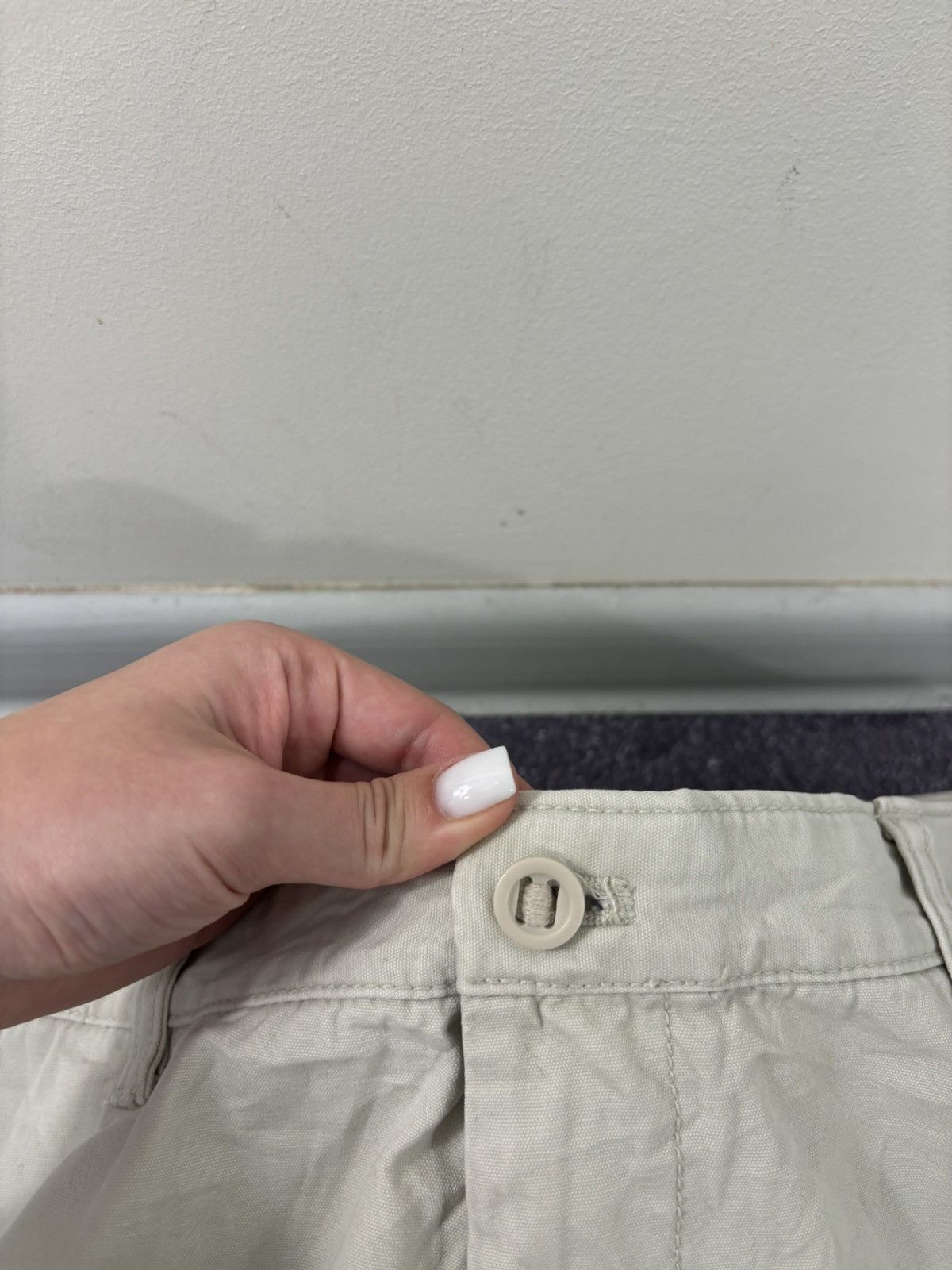 Izod Vintage IZOD 2000s Wide-Leg Utility Hype Baggy Cargo Shorts Size US 38 / EU 54 - 10 Thumbnail