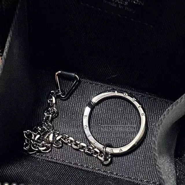 Louis Vuitton LV Black Monogram Virgil Keychain Wallet. Size ONE SIZE - 8 Thumbnail