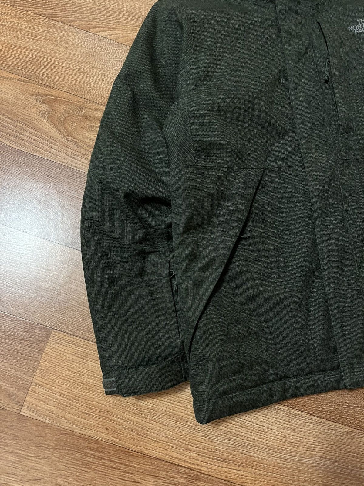 The North Face The North Face DryVent Insulated Jacket Size US M / EU 48-50 / 2 - 5 Thumbnail