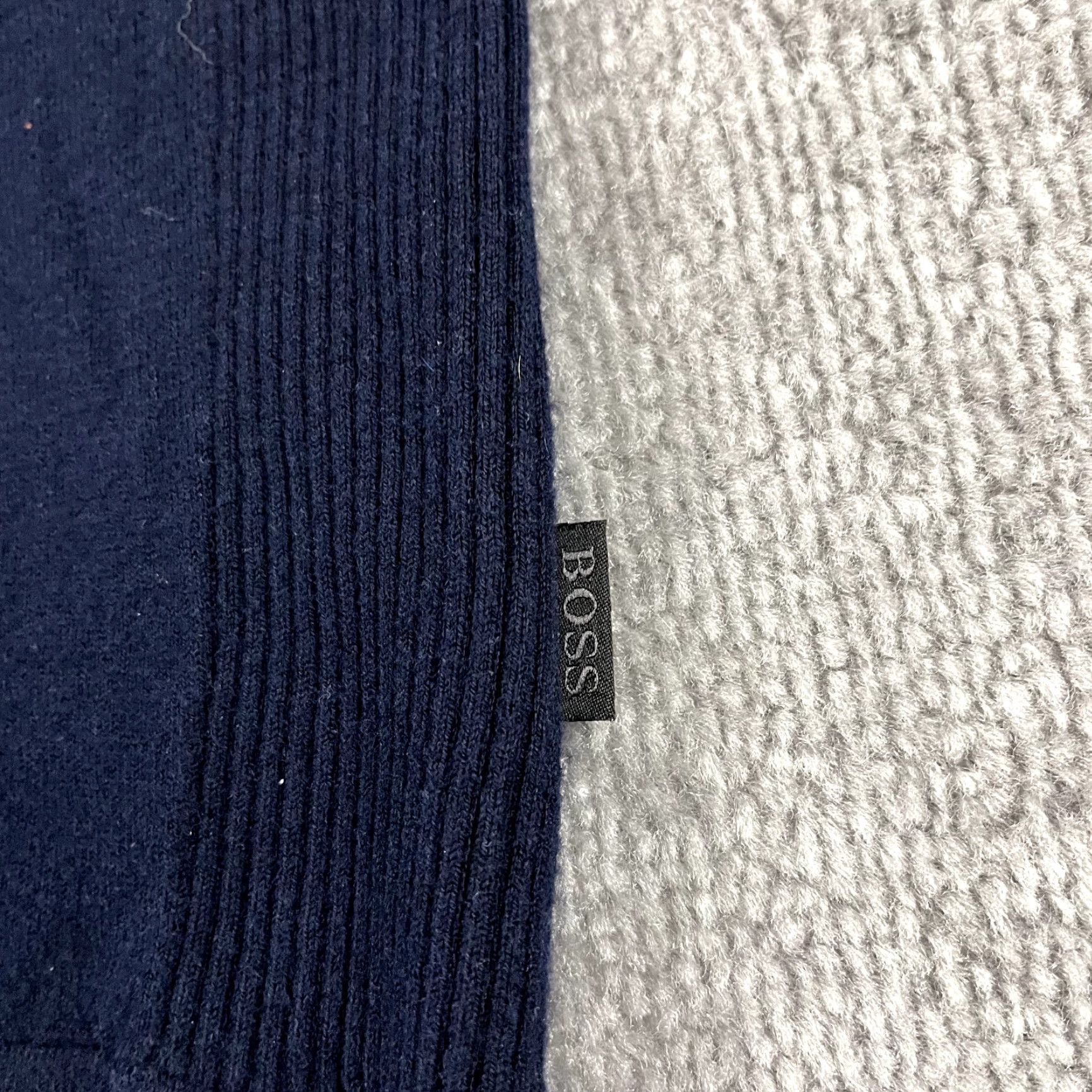 Hugo Boss HUGO BOSS Sweater Men Medium Navy Wool Cashmere Blend Lightweight Crew Neck Long Sleeve Pullover Knit Regular Fit Size US M / EU 48-50 / 2 - 6 Thumbnail
