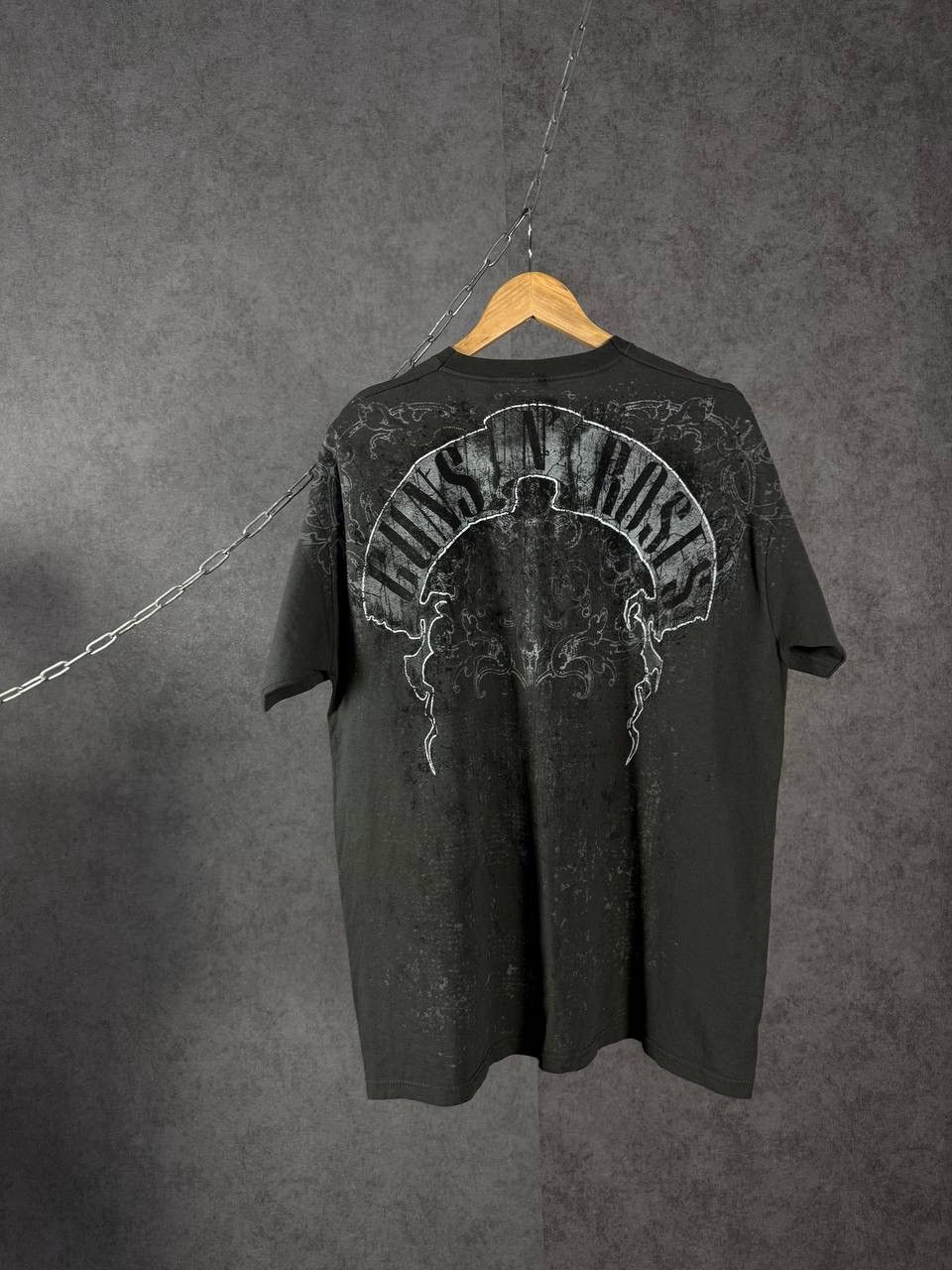 Guns N' Roses Guns N Roses overprinted rock band tee Size US XL / EU 56 / 4 - 5 Thumbnail