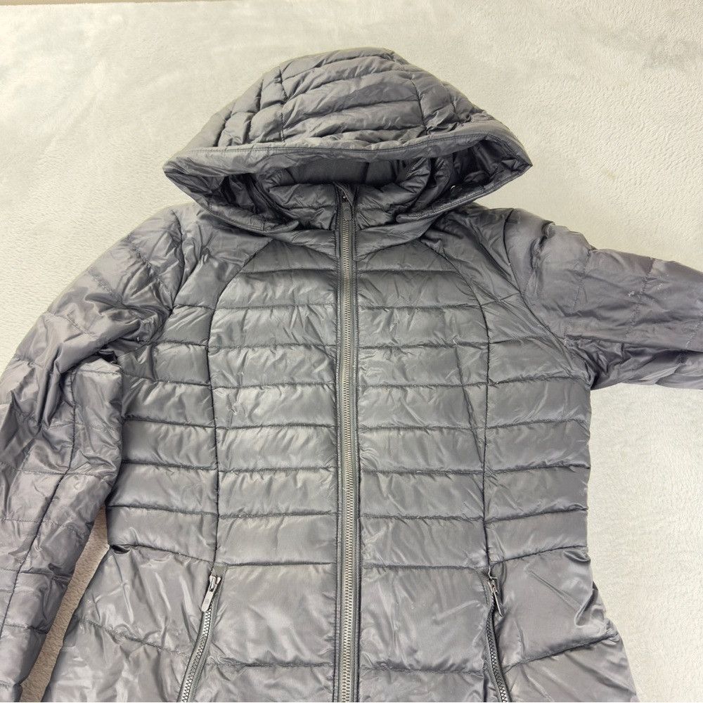Lululemon Lululemon Women's Size Medium (8) Brave the Cold Grey Goose Size M / US 6-8 / IT 42-44 - 7 Thumbnail