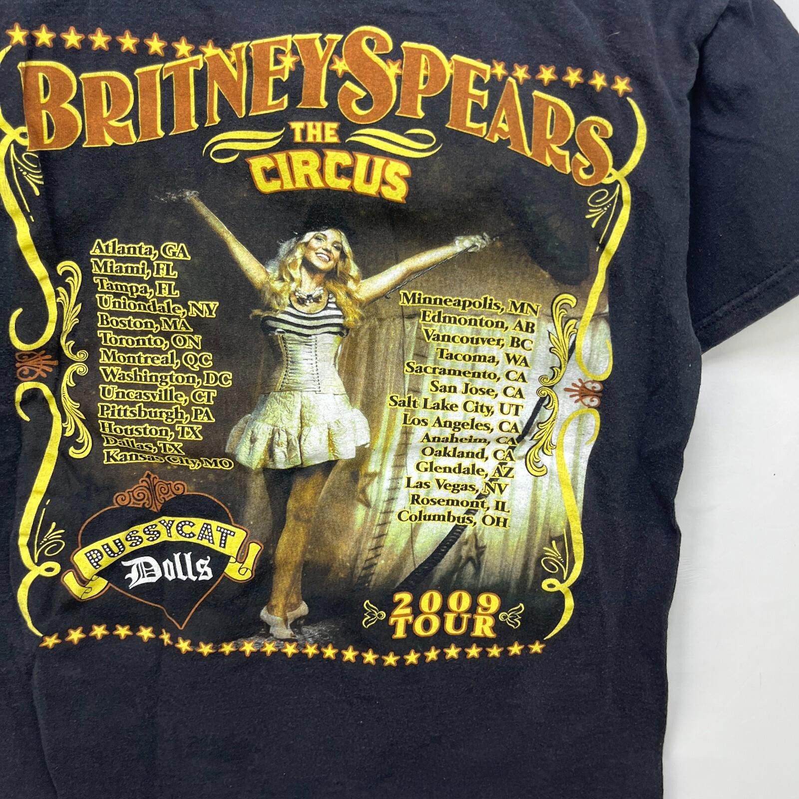 Other Vintage Britney Spears Y2K Circus 2009 Tour T-Shirt Small Size US S / EU 44-46 / 1 - 6 Thumbnail