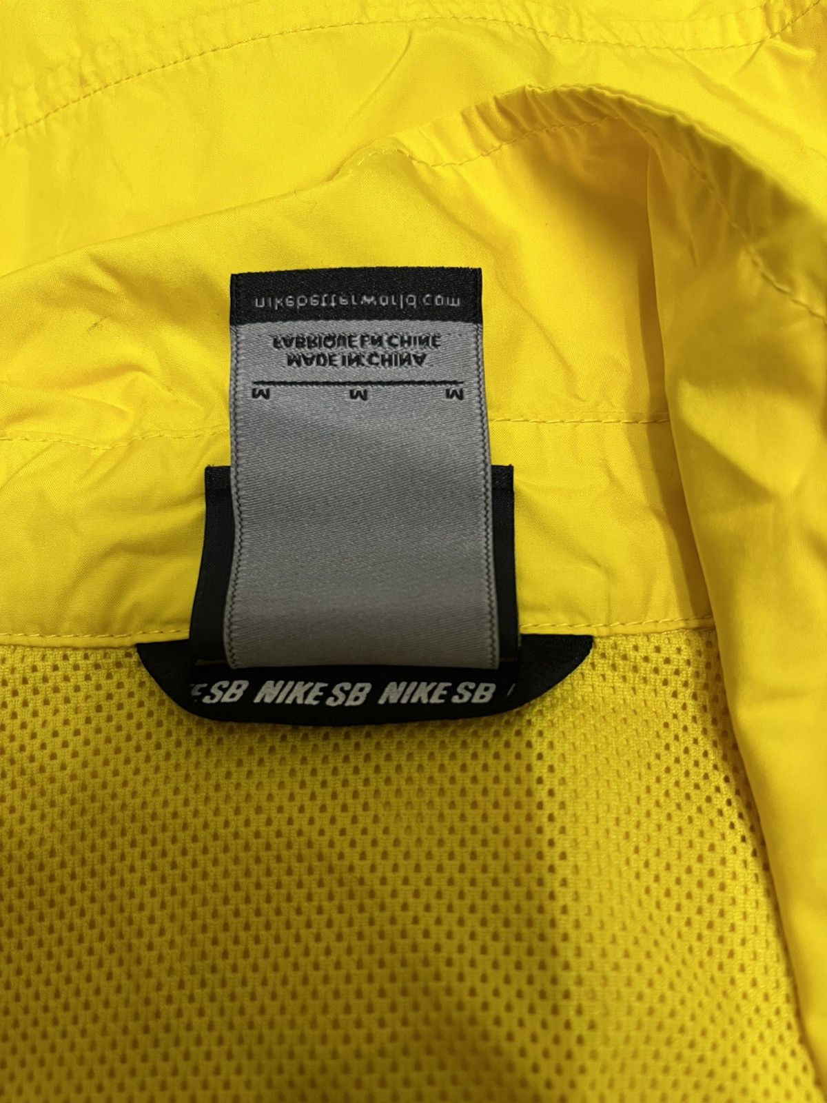 Nike Skateboard push Button Jacket