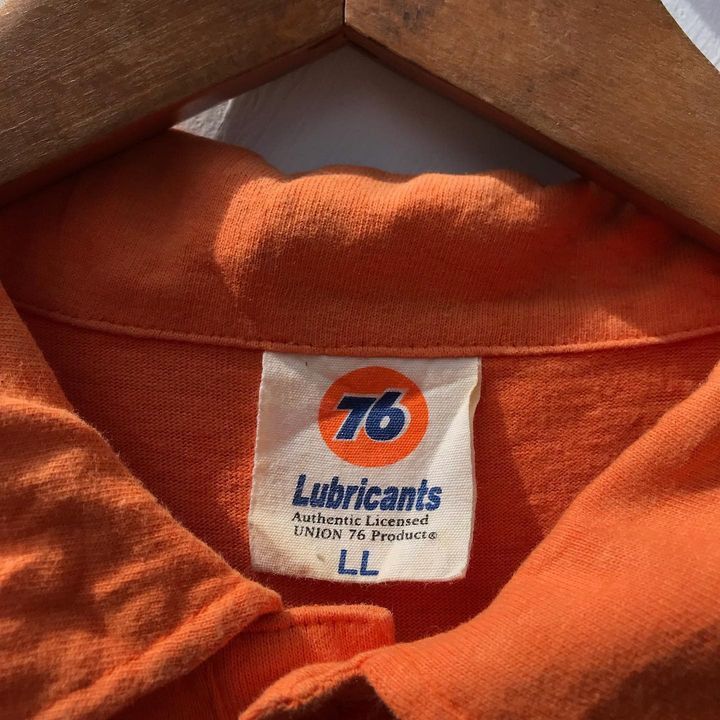 Vintage 76 Lubricants oil gasoline Iconic Polo Shirt Motor scooter Size US L / EU 52-54 / 3 - 4 Thumbnail