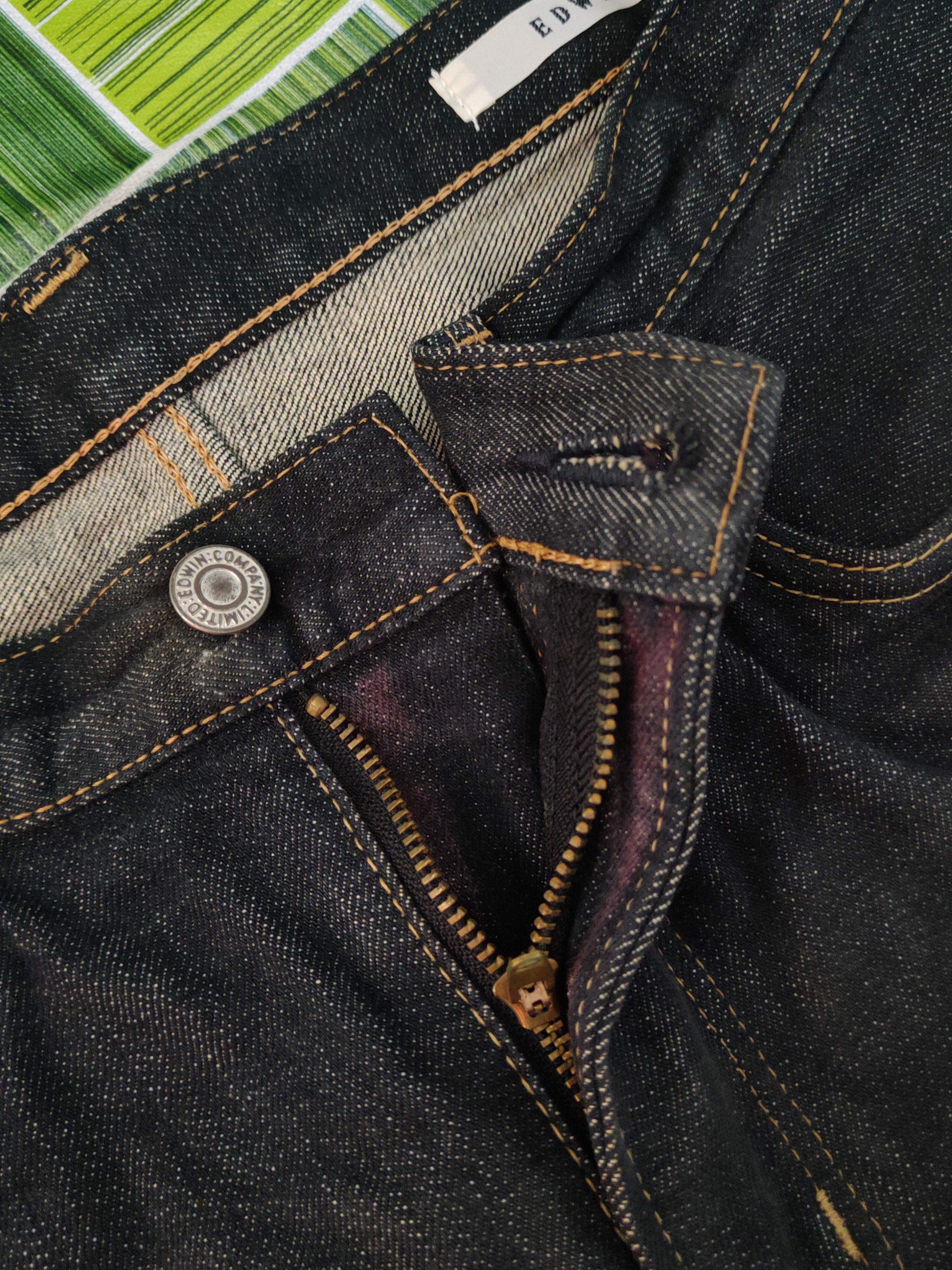 Edwin Edwin Black Distressed Ripped Jeans #S2148 Size US 31 - 15 Thumbnail