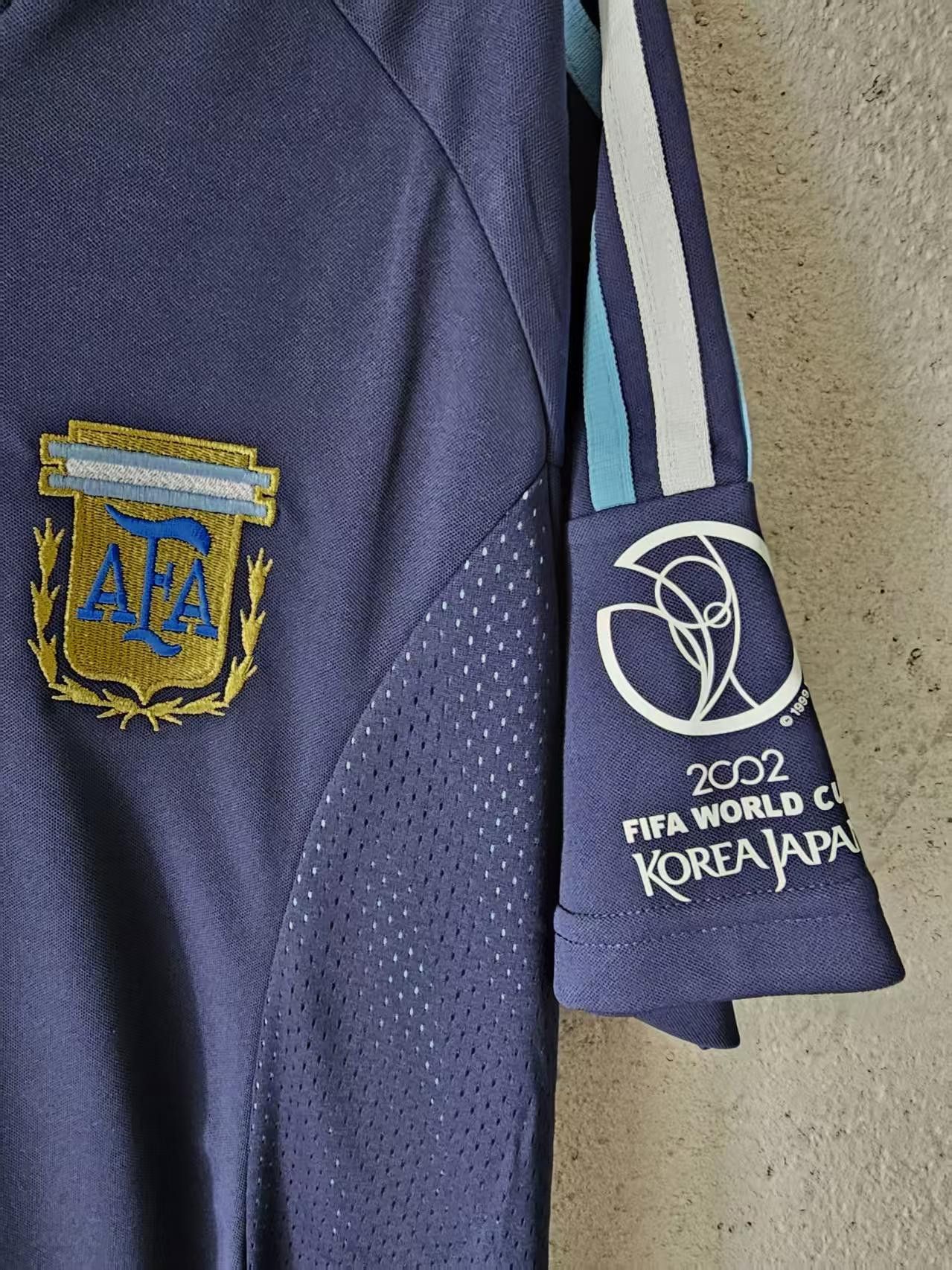 Other 2002 Argentina #9 BATISTUTA Jersey Size US S / EU 44-46 / 1 - 3 Thumbnail