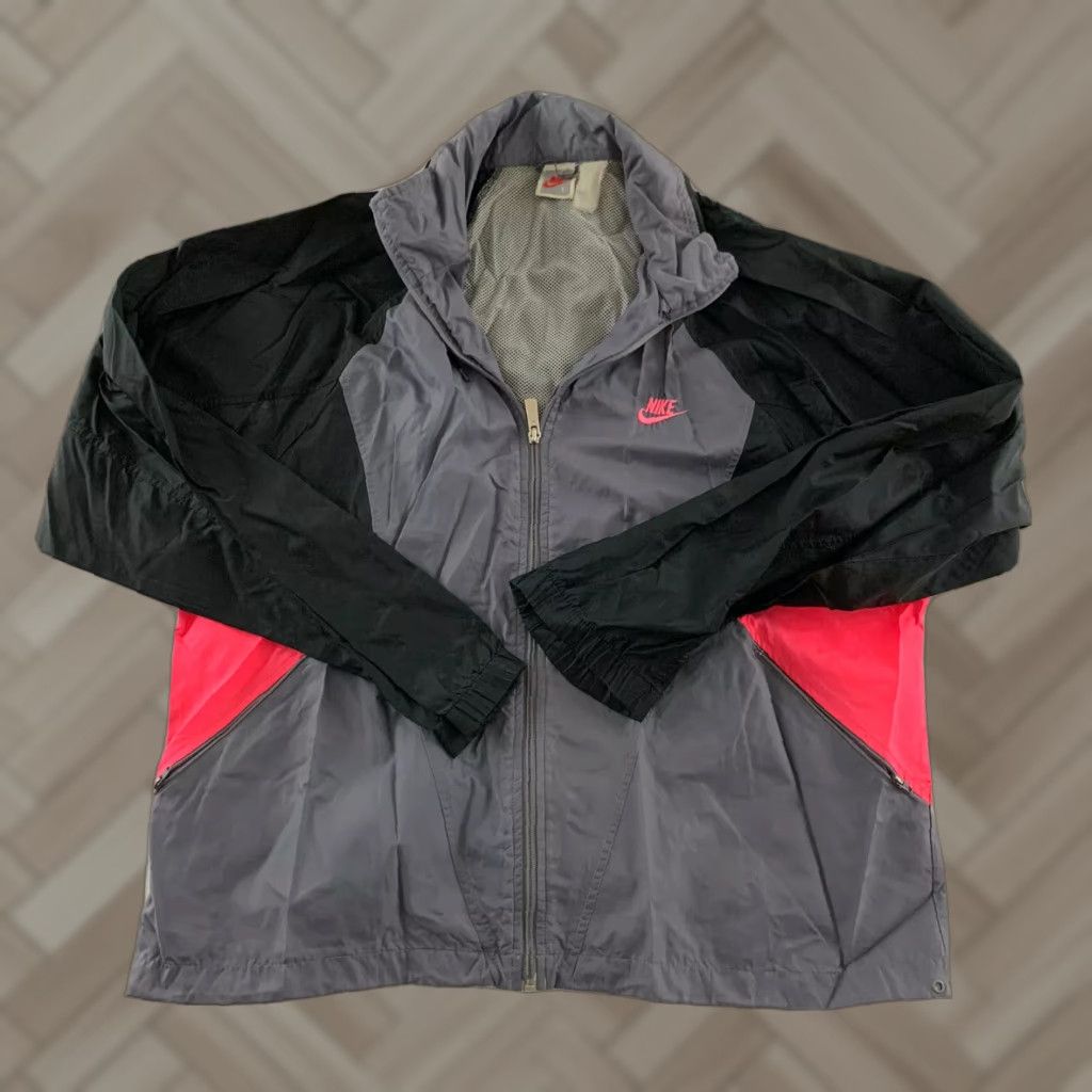 Nike VINTAGE Nike Vented Hideaway Hood Full Zip Track Jacket Men's L Gray Black Pink Shirt Size US L / EU 52-54 / 3 - 1 Thumbnail