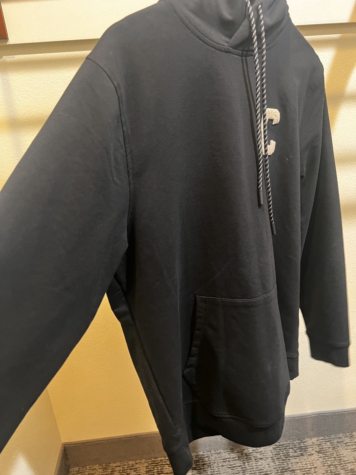 Cuts Cuts Classic “C” Patch Hoodie – Black (L) Size US L / EU 52-54 / 3 - 5 Thumbnail