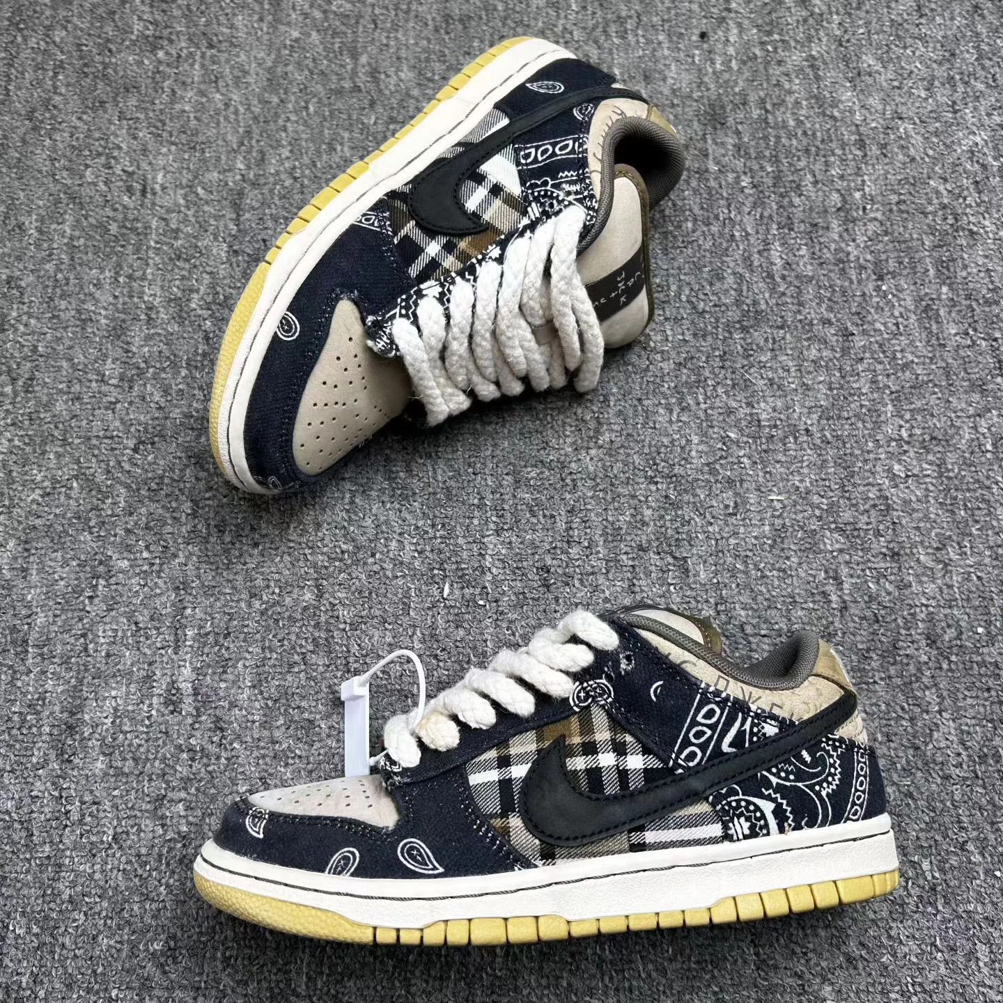 Nike TS Dunk Camo Women's 36 2 Wears Excellent Size US 5 / IT 35 - 2 Thumbnail
