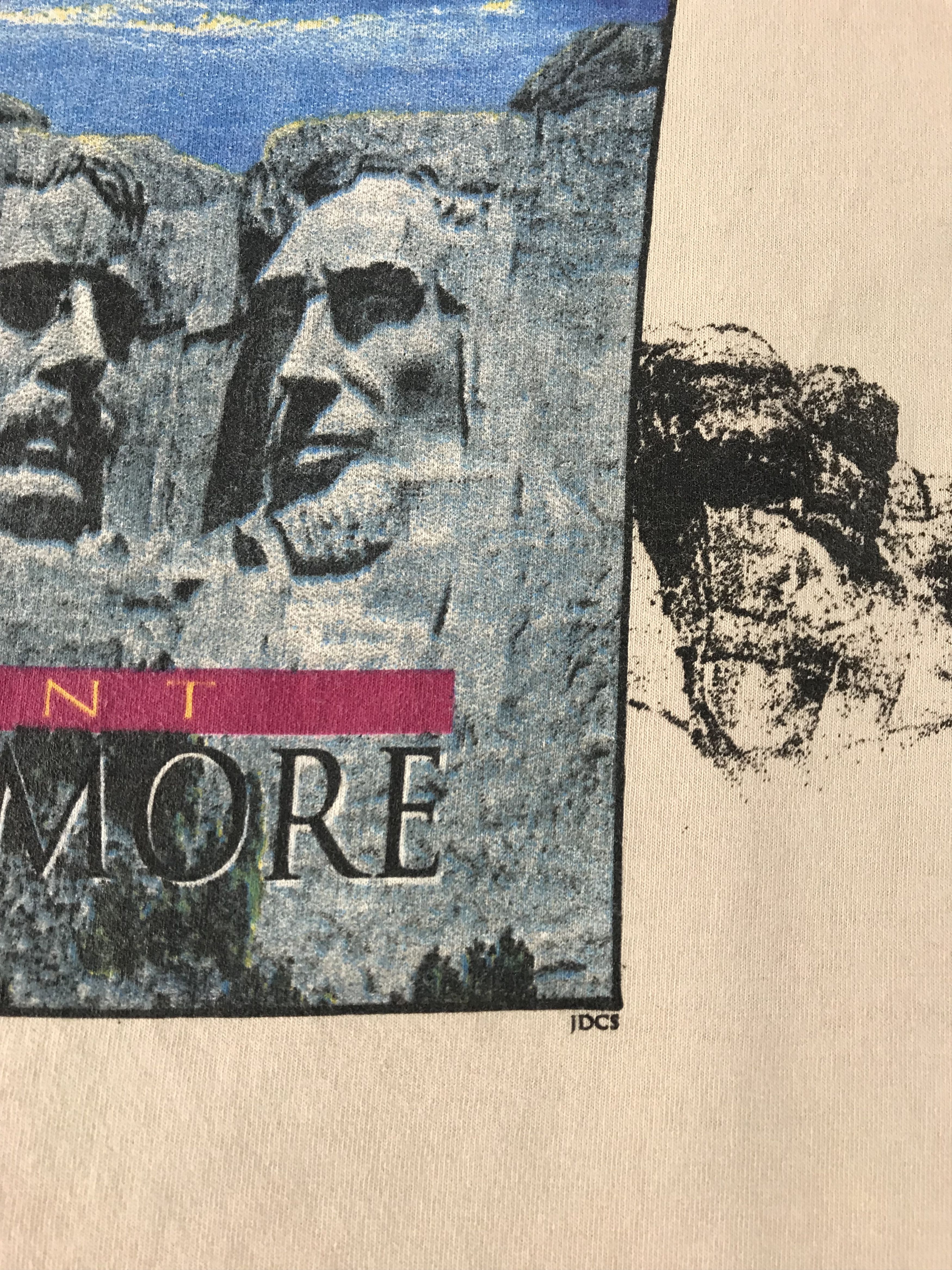 Tultex 90s Mount Rushmore Blackhill Printed Tee T-shirt Size US M / EU 48-50 / 2 - 4 Thumbnail