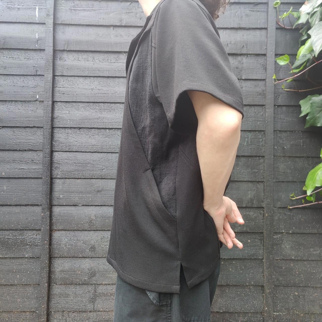 Other Japanese Black Boxy Short-Sleeve Shirt Size US L / EU 52-54 / 3 - 4 Thumbnail
