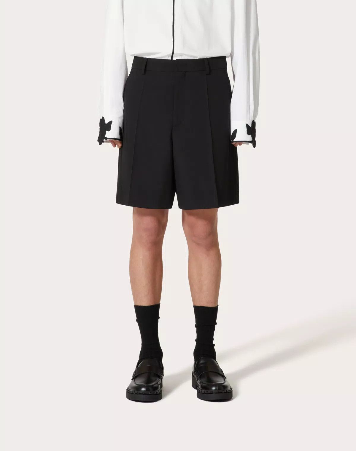 Valentino oc11z0725 Wool Bermuda Shorts in Black Size US 32 / EU 48 - 4 Thumbnail