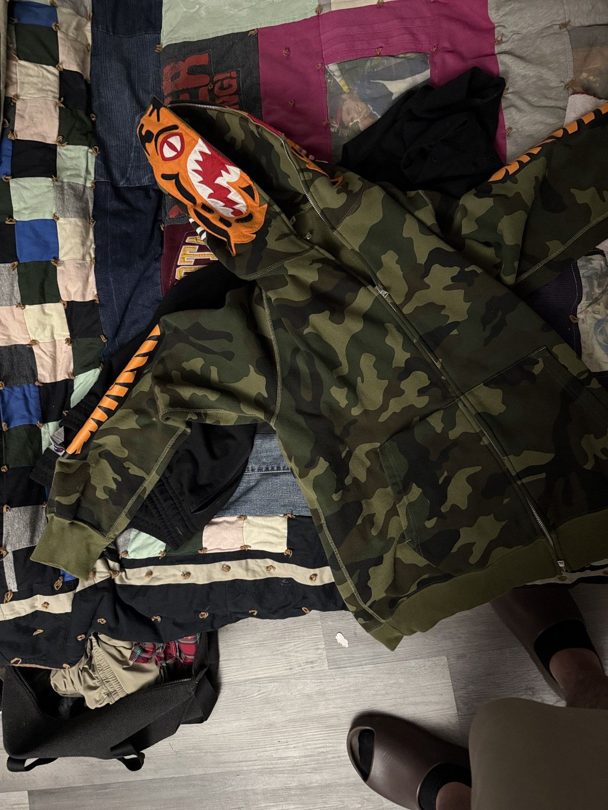 Bape Bape Tiger Hoodie Green Camo with Orange Size US XXL / EU 58 / 5 - 3 Thumbnail