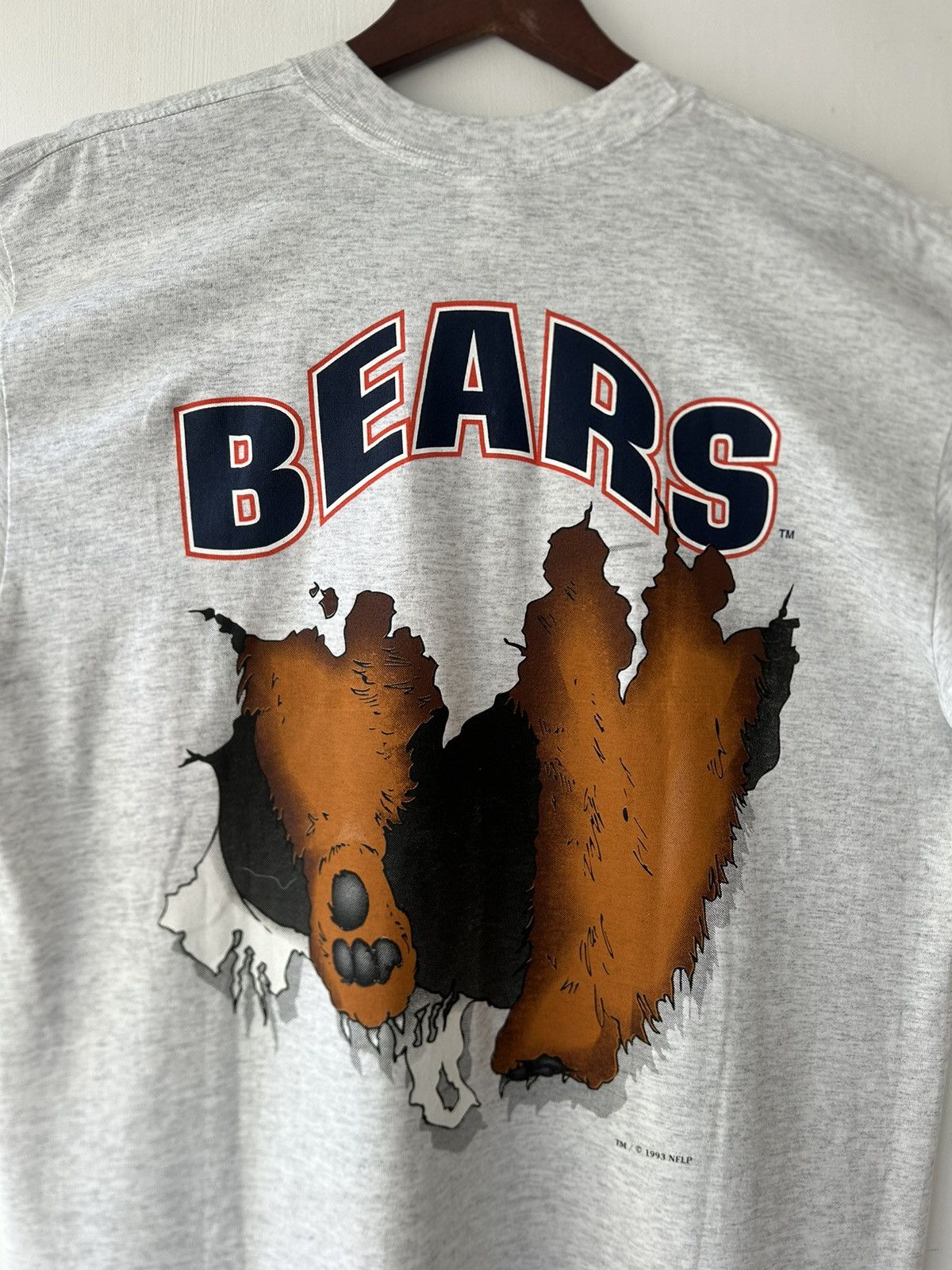 Vintage Vintage 1993 NFLP Chicago Bears Nutmeg Mirror Print Tee Size US L / EU 52-54 / 3 - 6 Thumbnail