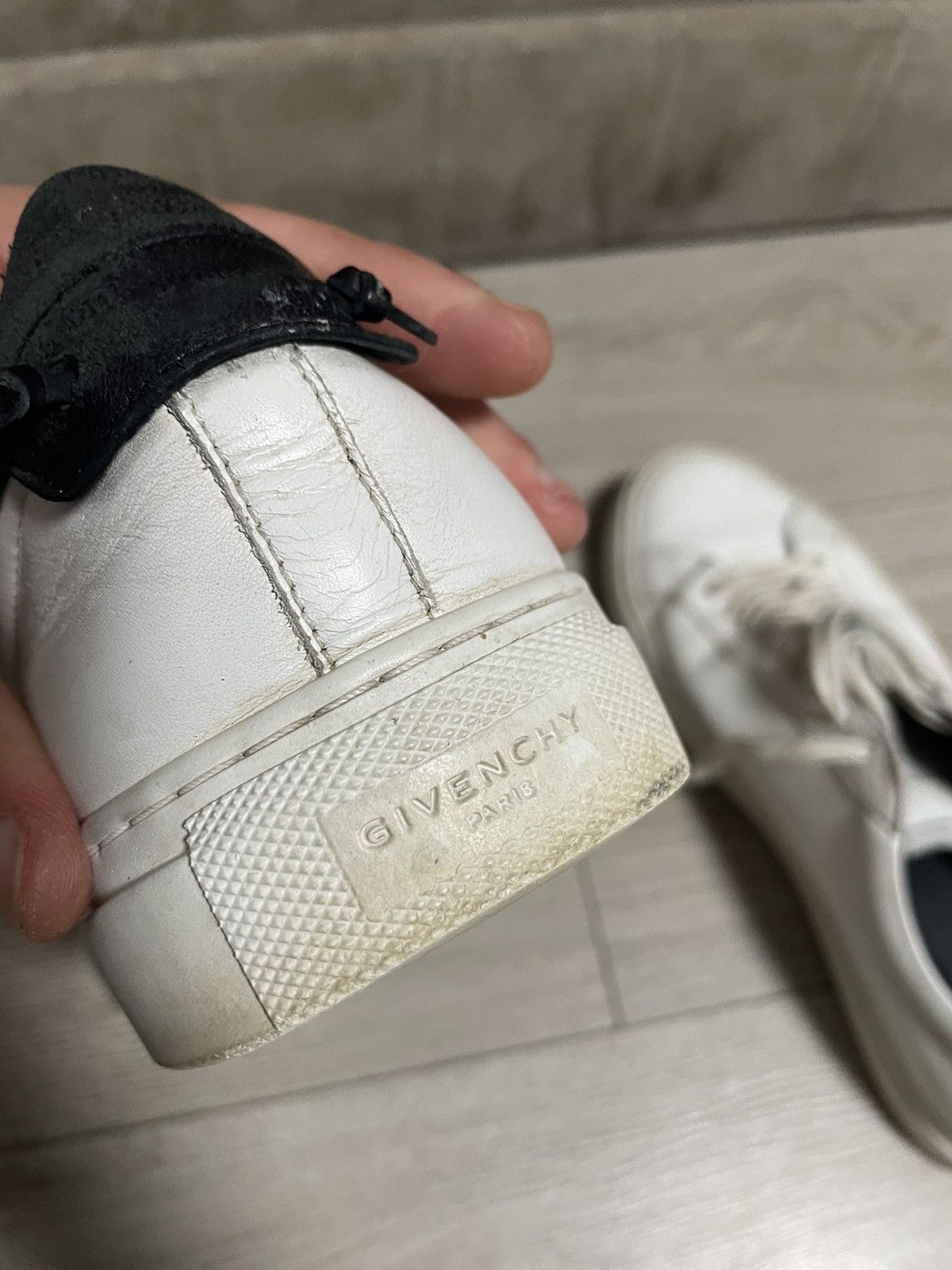 Givenchy Givenchy Urban Street Low White Leather Sneakers Size US 9.5 / EU 42-43 - 11 Thumbnail