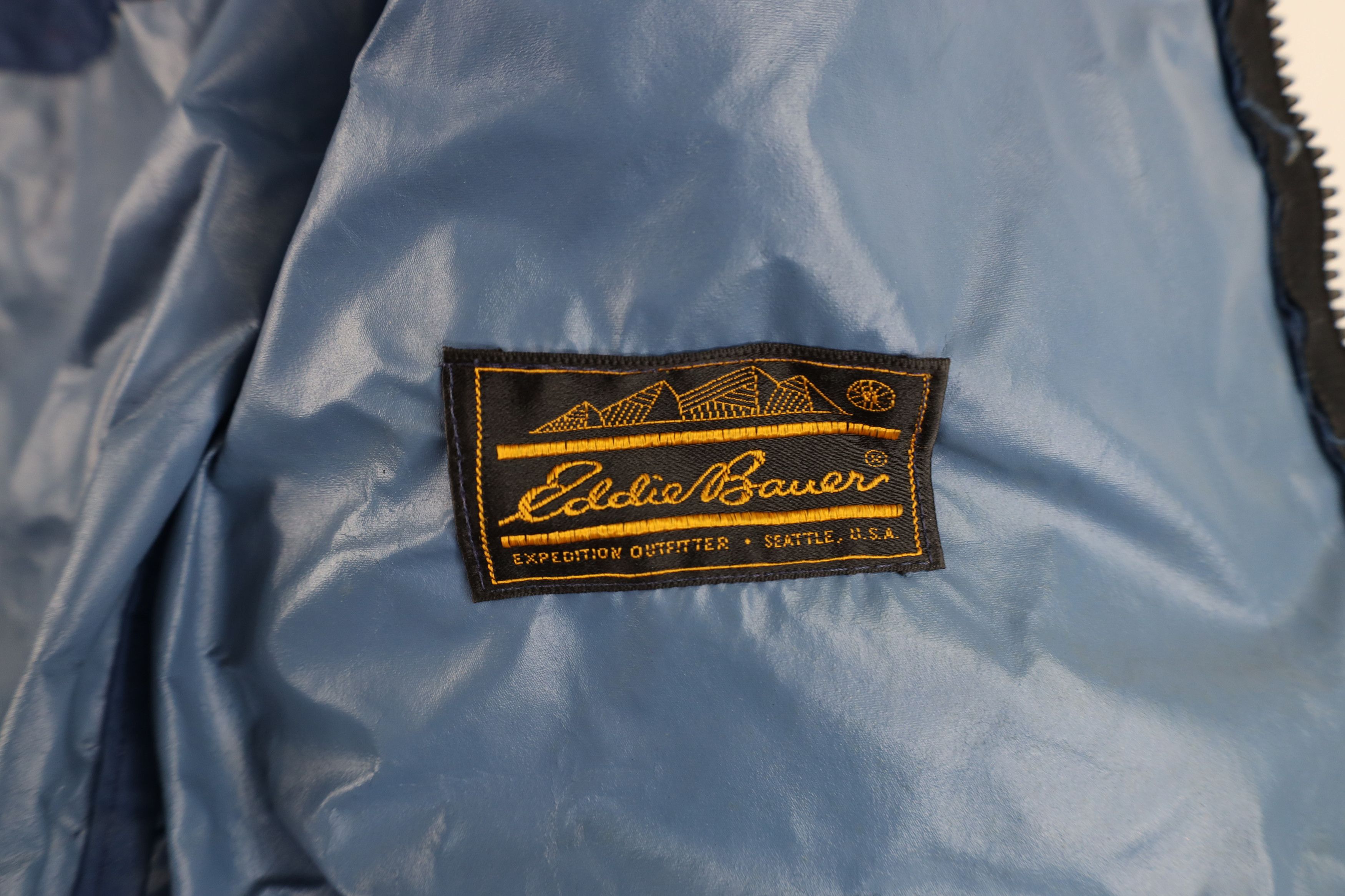 Eddie Bauer Vintage 70s Eddie Bauer Waterproof Hooded Rain Jacket USA Size US S / EU 44-46 / 1 - 11 Thumbnail