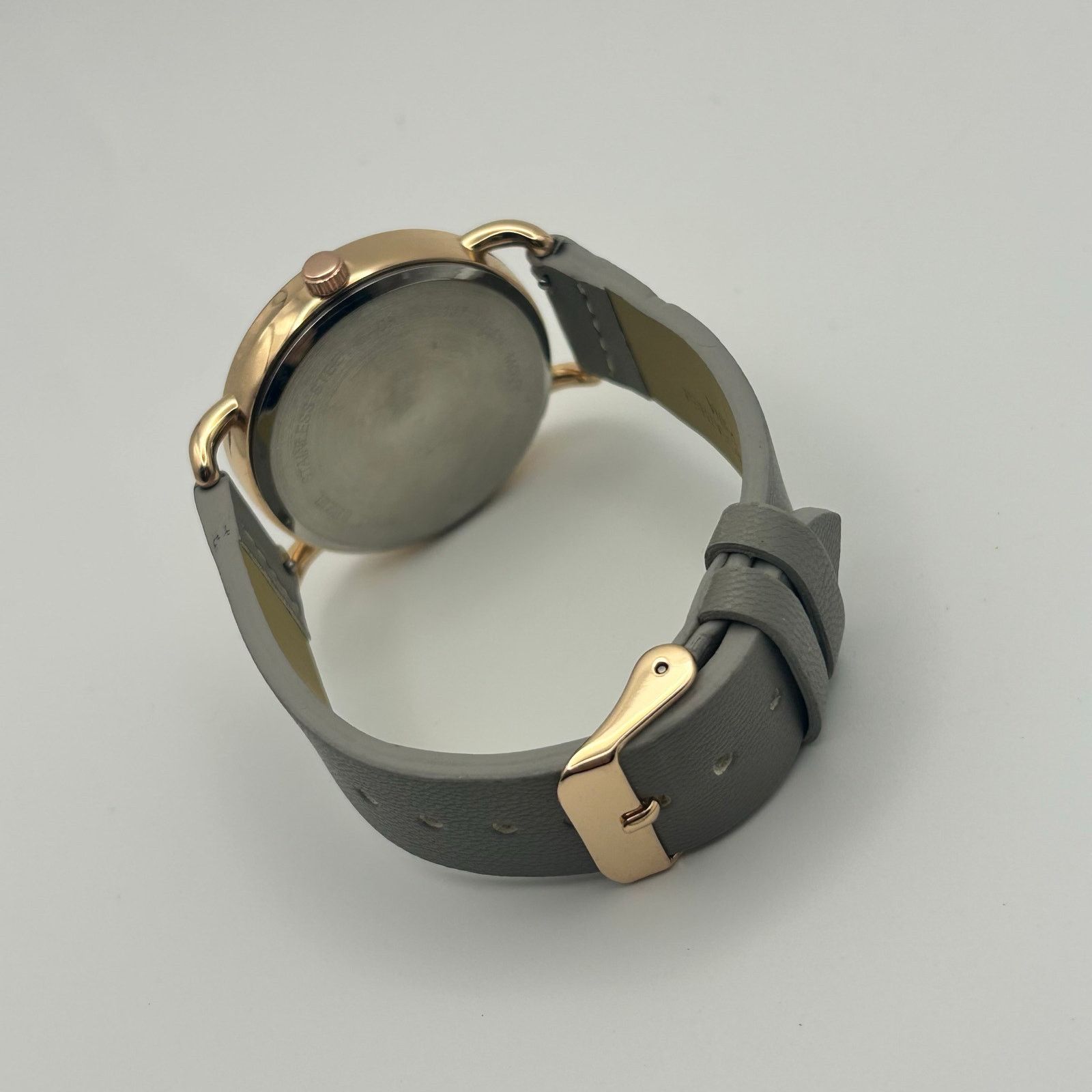 Other Ladies Classic Quartz Watch Gold Tone Gray Leather Band Size ONE SIZE - 5 Thumbnail