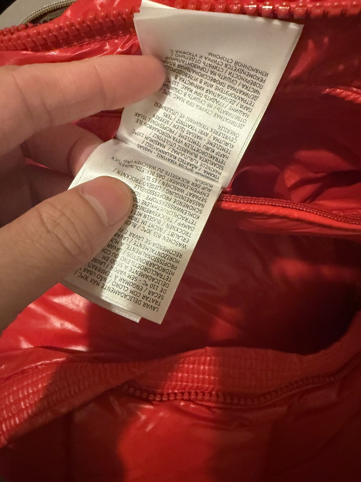 Moncler Moncler red jacket Size US M / EU 48-50 / 2 - 15 Thumbnail