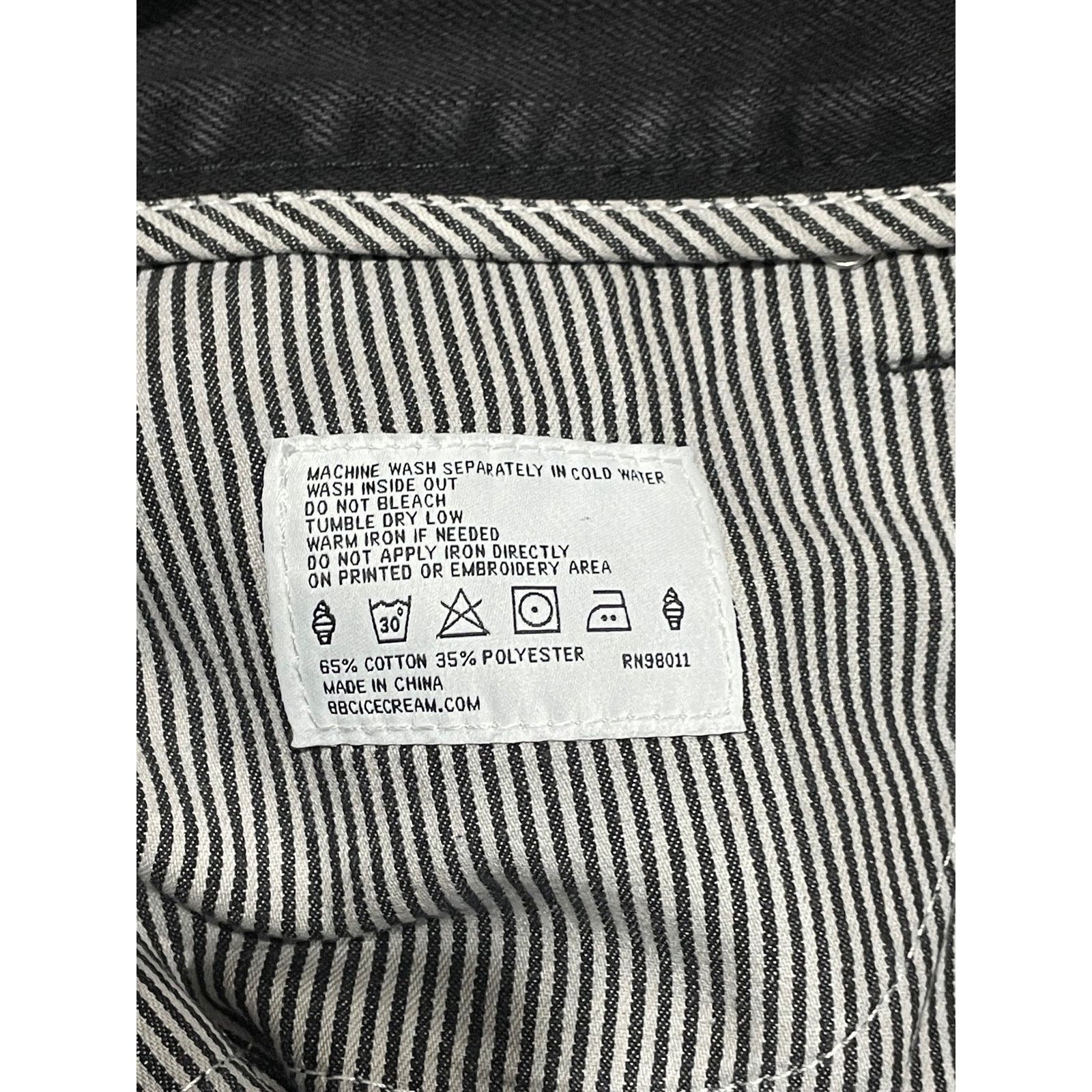 Icecream ICECREAM RED RUNNING DOG BLACK DENIM SHORT SIZE 38 NEW Size US 38 / EU 54 - 4 Thumbnail