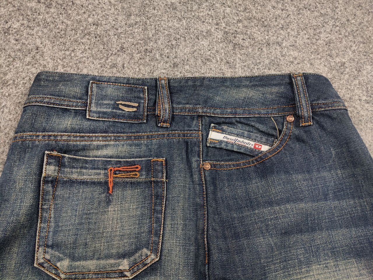 Diesel Vintage Diesel Y2K Style Mini Skirt Washed Faded Denim Size 32" / US 10 / IT 46 - 11 Thumbnail