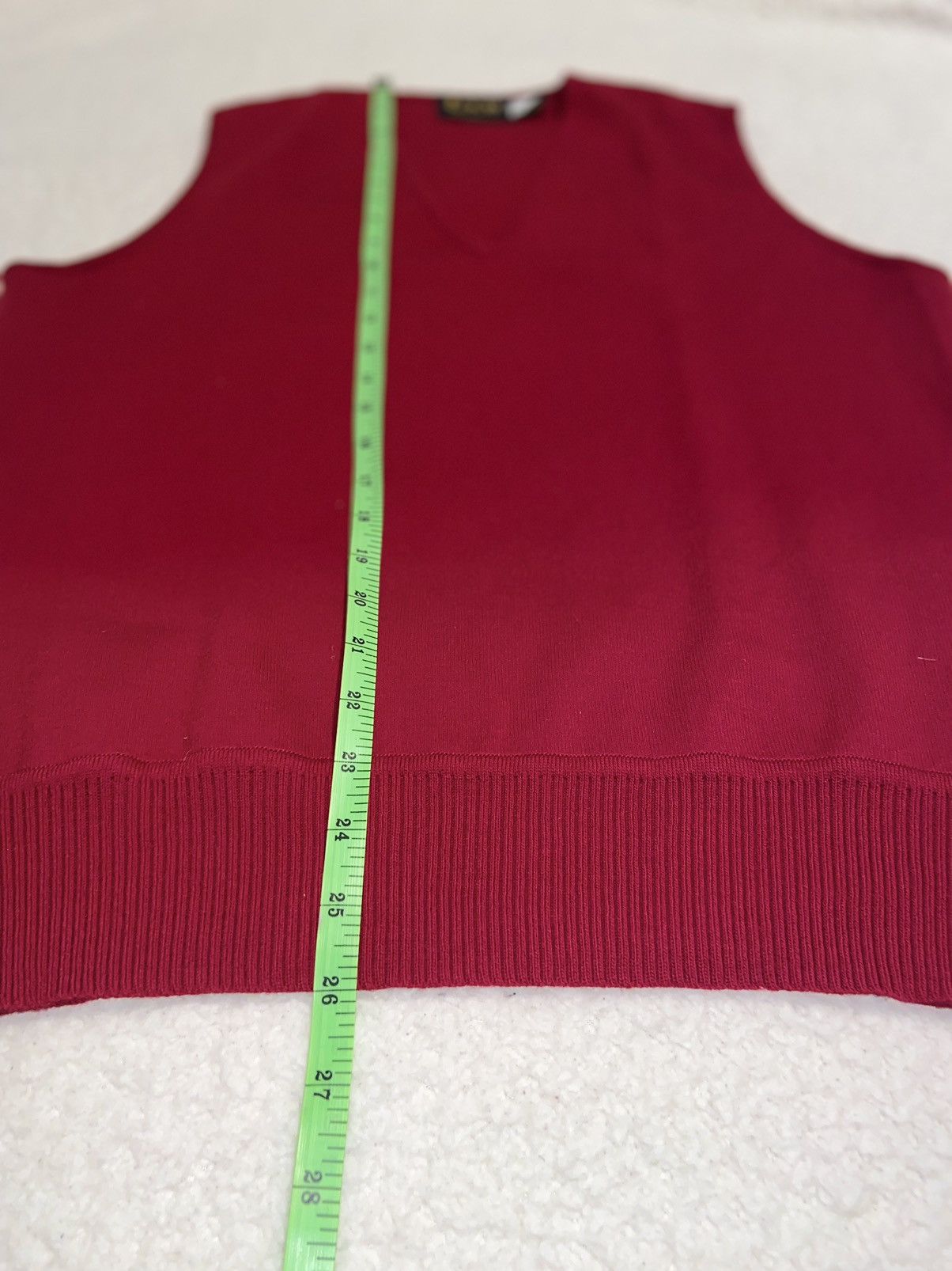Other Vintage LR II LeRoy 100% Wool Mens Sweater Vest Burgundy M Size US M / EU 48-50 / 2 - 5 Thumbnail