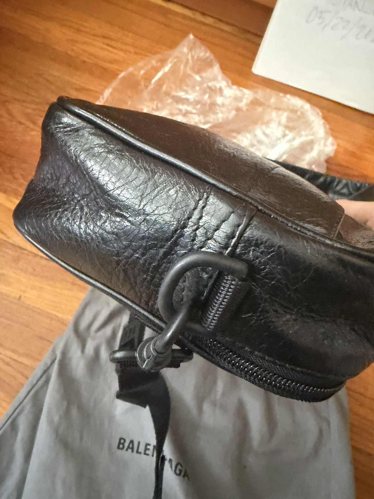 Balenciaga Balenciaga Army pouch strap bag/ messenger leather bag Size ONE SIZE - 15 Thumbnail