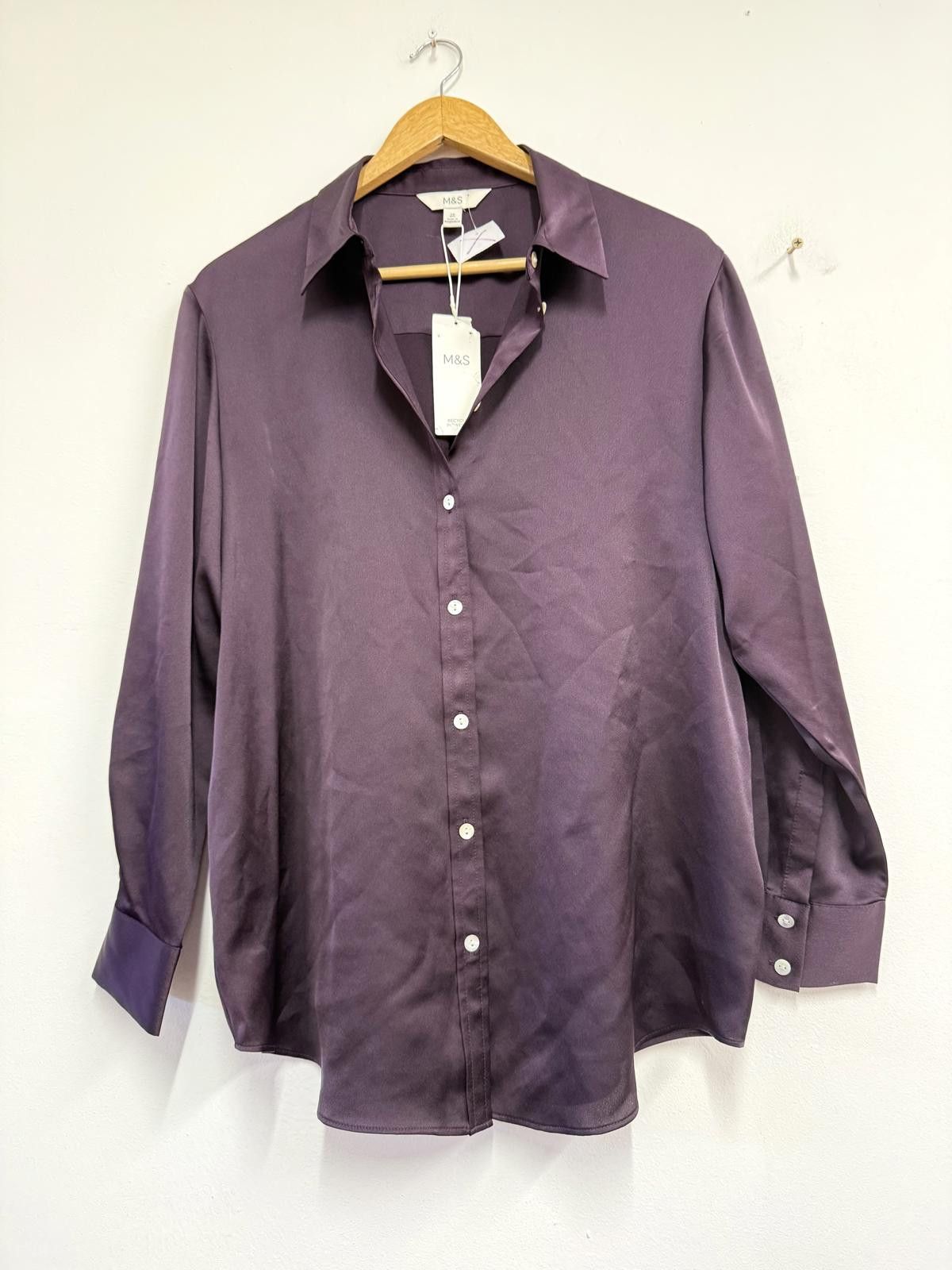 M.E. Sport M&S Purple Satin Button-Up Shirt Size 14 Regular Size L / US 10 / IT 46 - 1 Thumbnail