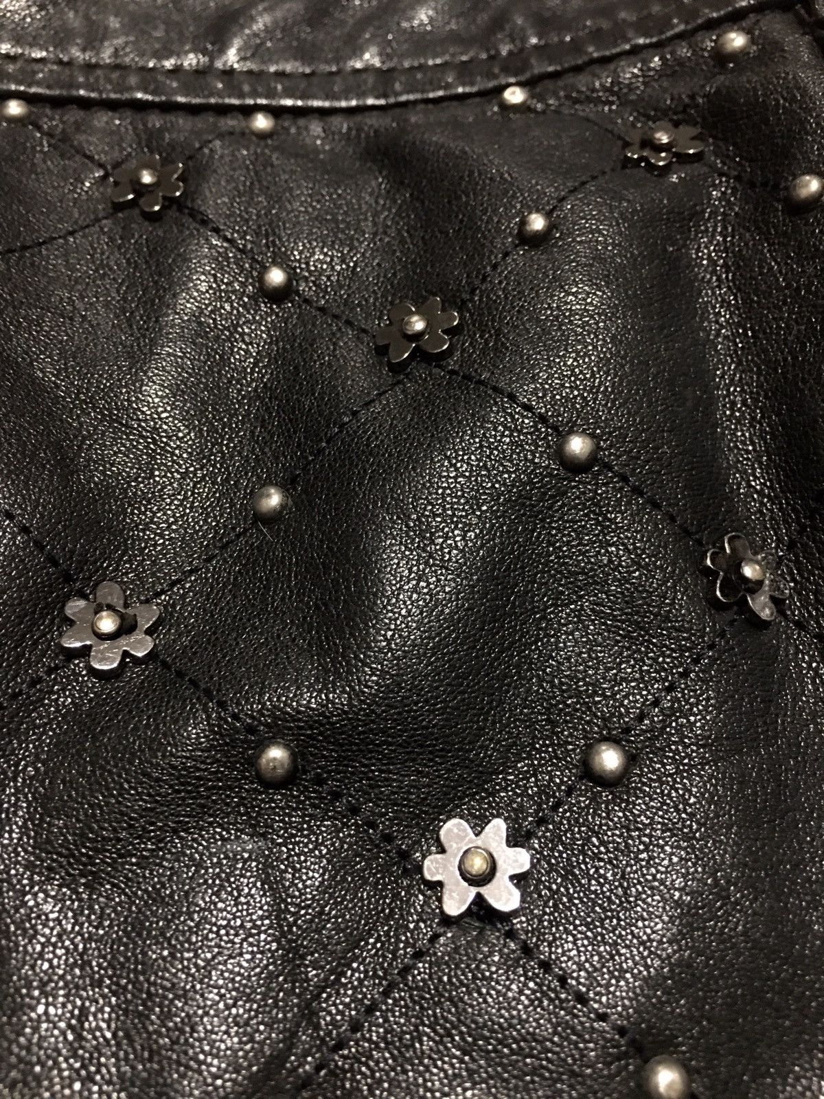 Leather × Moschino MOSCHINO Black Sheep Leather Studded Mini Skirt EU38 US8 Size 28" / US 6 / IT 42 - 8 Thumbnail