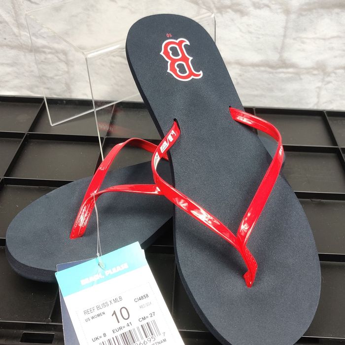 Mlb store flip flops