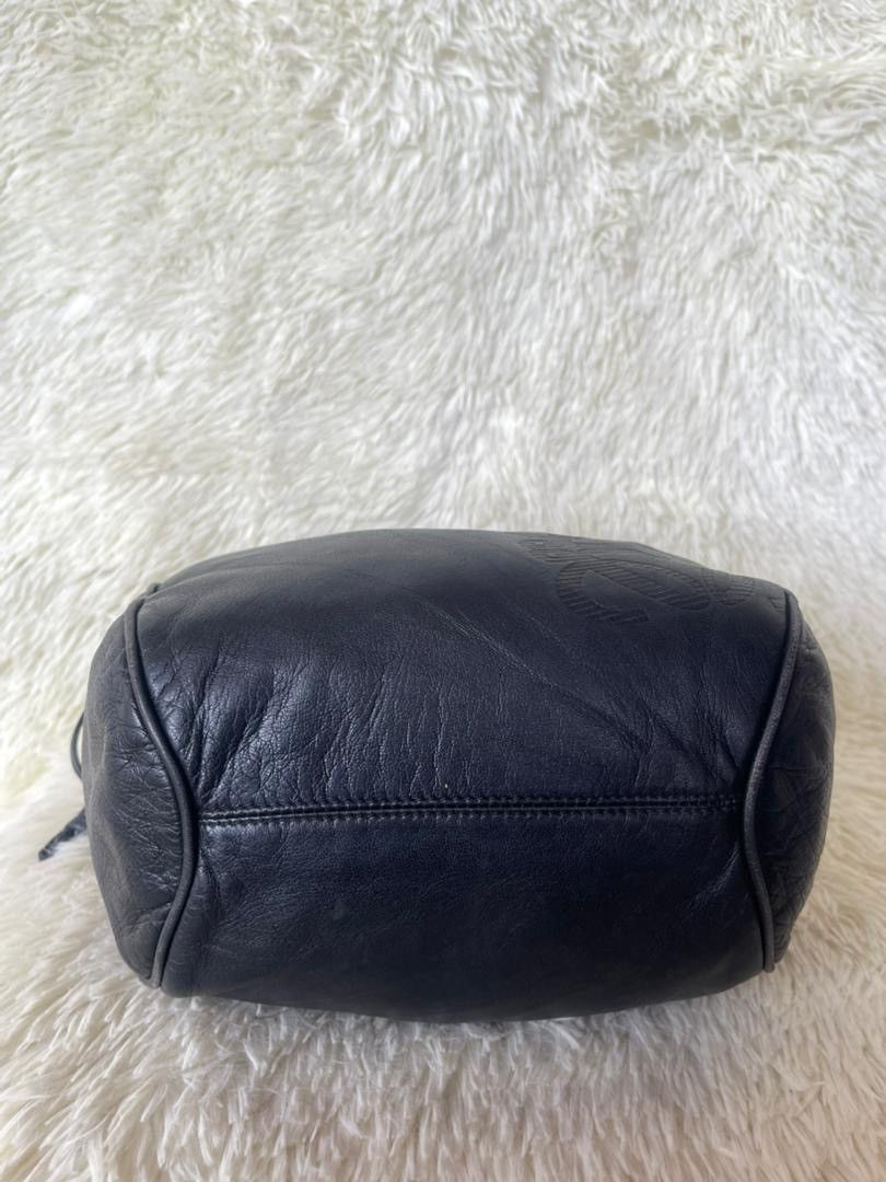 Loewe Loewe Anagram Leather Shoulder Bag Size ONE SIZE - 10 Thumbnail