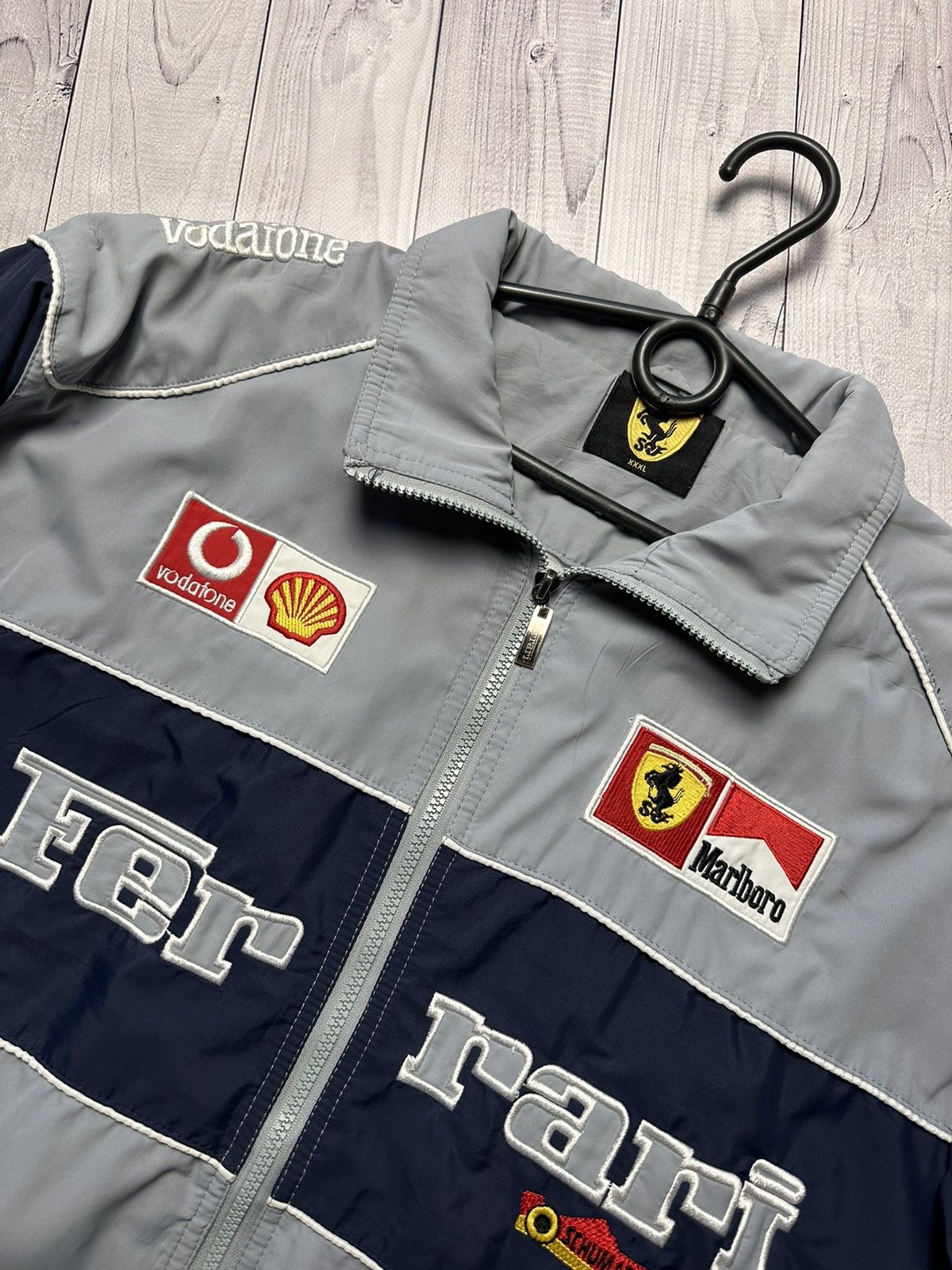 Vintage Vintage Ferrari racing jacket big logo rare size M Size US M / EU 48-50 / 2 - 4 Thumbnail