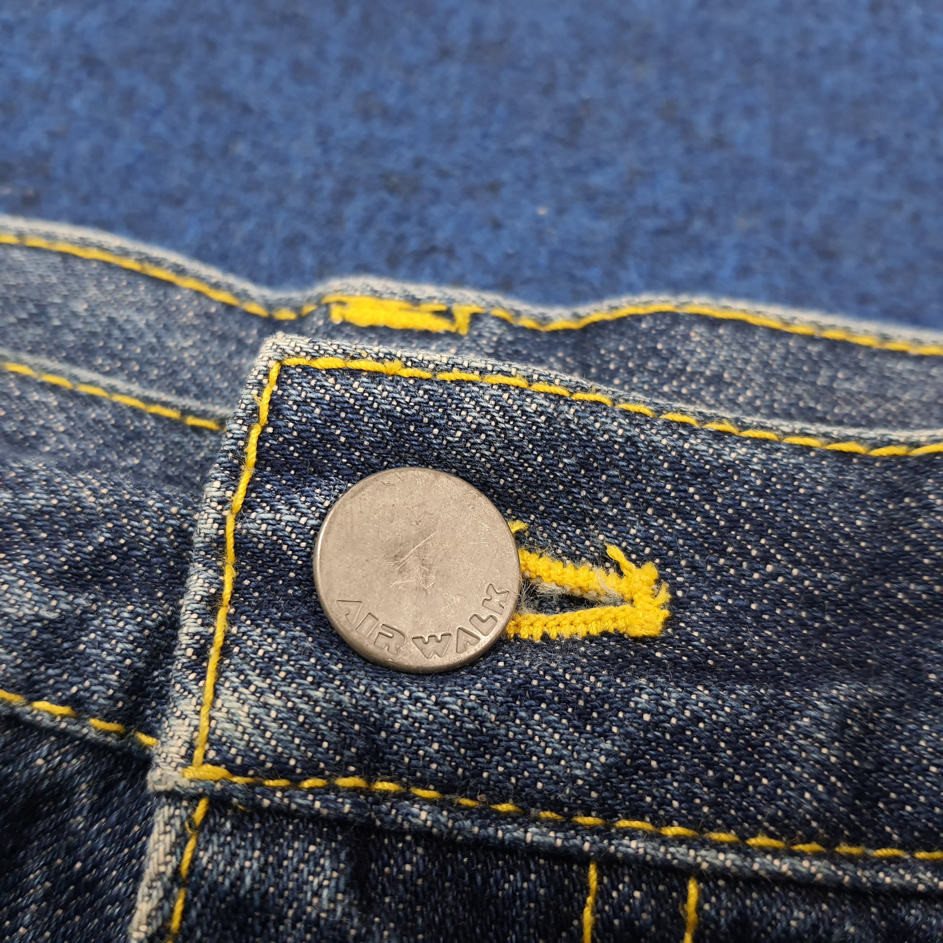 Airwalk Vintage Airwalk Skater Distressed Graphic Jeans C297N29 Size US 32 / EU 48 - 15 Thumbnail