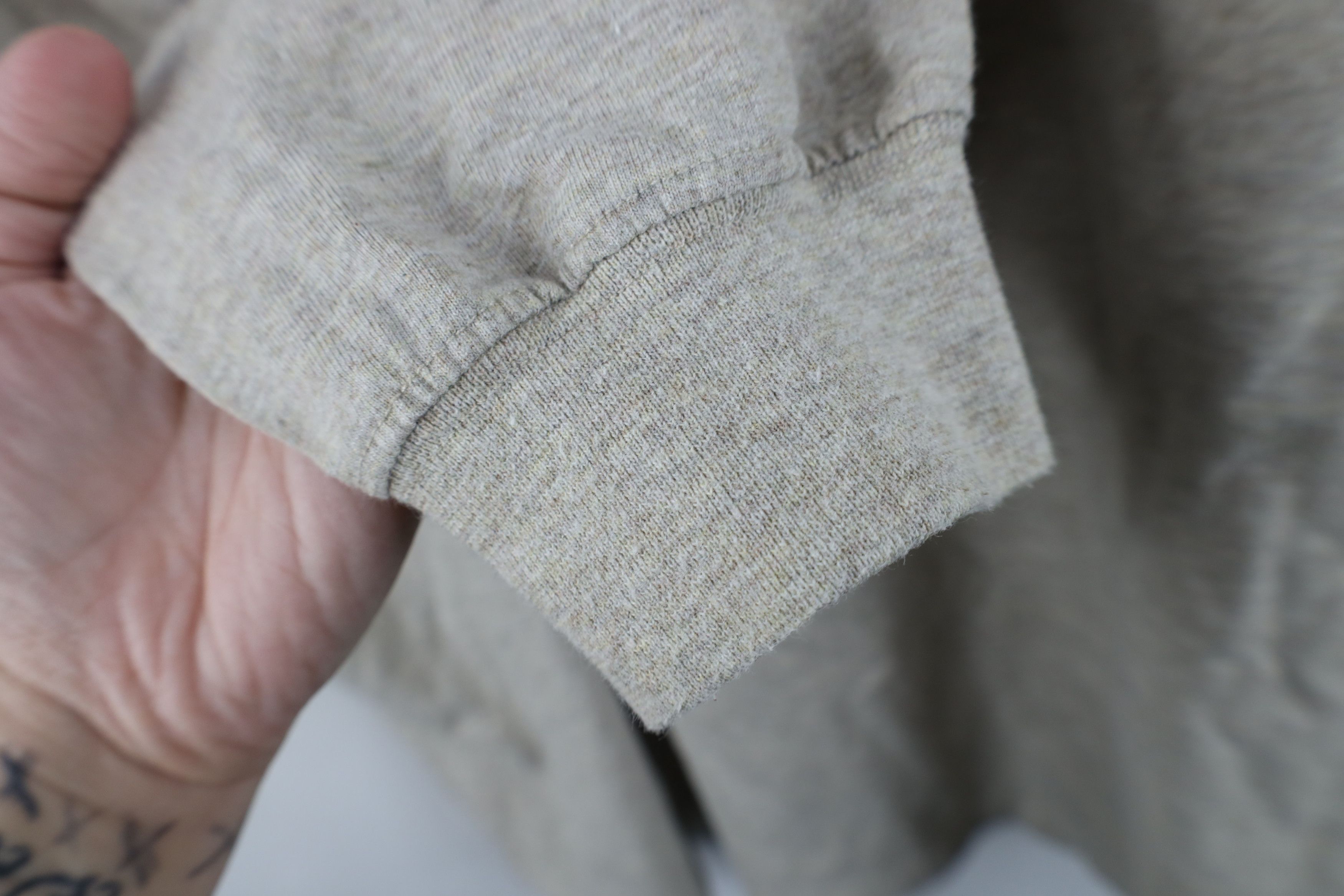 Vintage Vintage 90s Streetwear Long Sleeve T-Shirt Oatmeal Brown Size US XXL / EU 58 / 5 - 8 Thumbnail