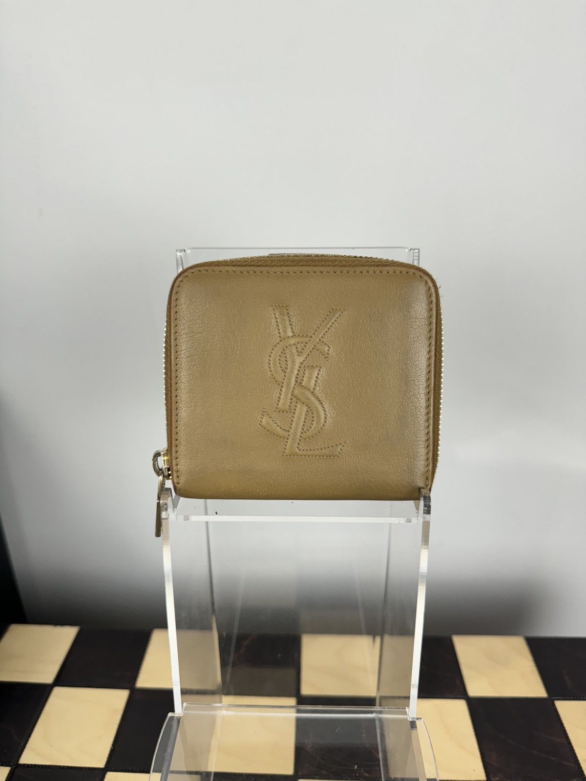 Yves Saint Laurent Rare leather wallet Yves Saint Laurent original luxury item Size ONE SIZE - 1 Thumbnail