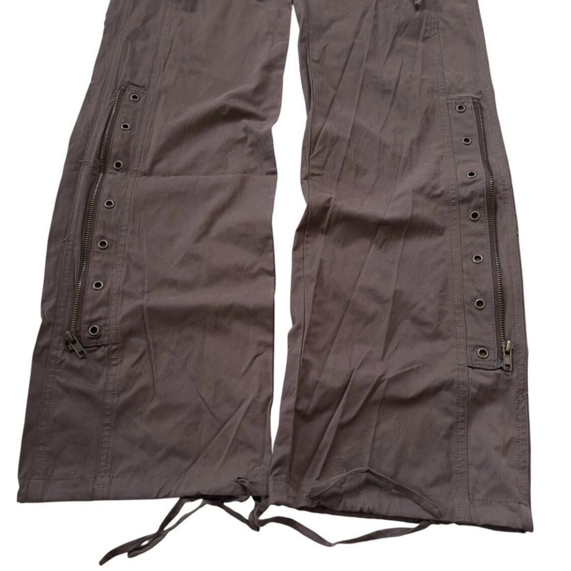 Japanese Brand 00s Japanese label Y2K lace up gimmick cargo flare pants Size 28" / US 6 / IT 42 - 3 Thumbnail