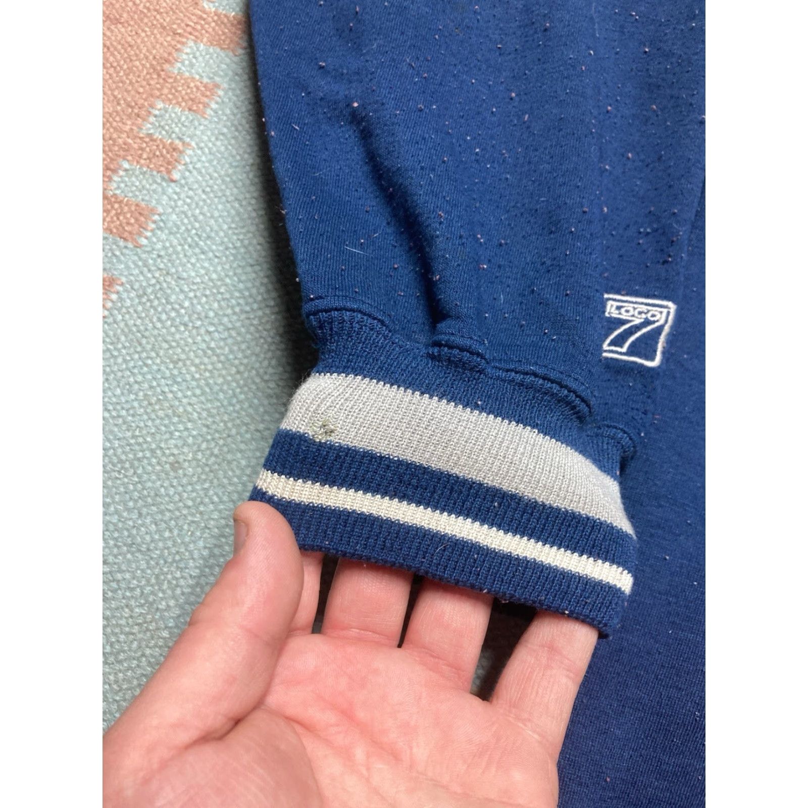 NFL VINTAGE 90s Dallas Cowboys NFL Logo 7 Embroidered Sweatshirt XL Adult Blue Pullover Mens Size US XL / EU 56 / 4 - 8 Thumbnail