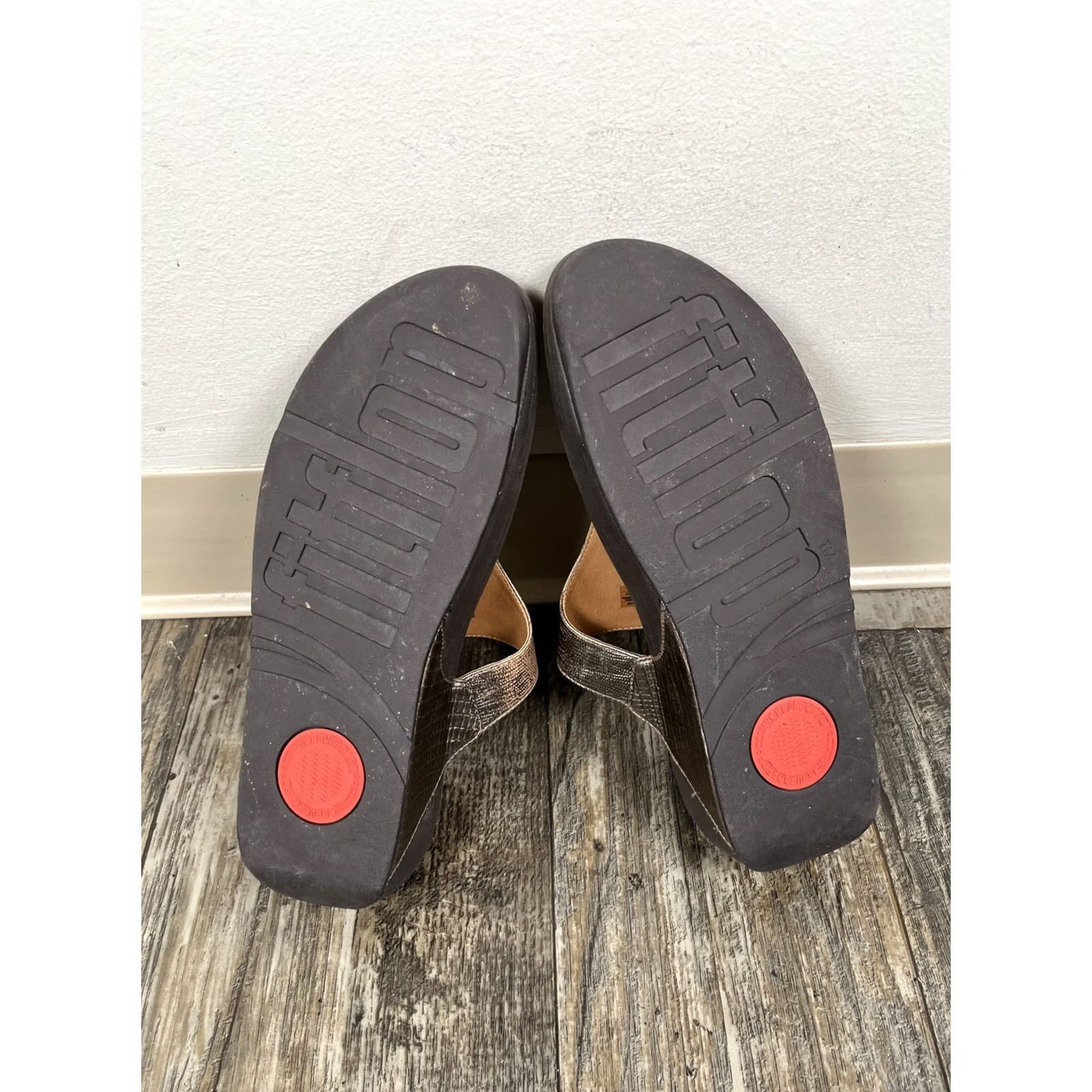 Vintage FitFlop Lulu Sandals Womens 10 Brown Leather Flip Flop Sandal Slip On Wedge Breathable Comfort Travel Shoes Size US 10 / IT 40 - 7 Thumbnail