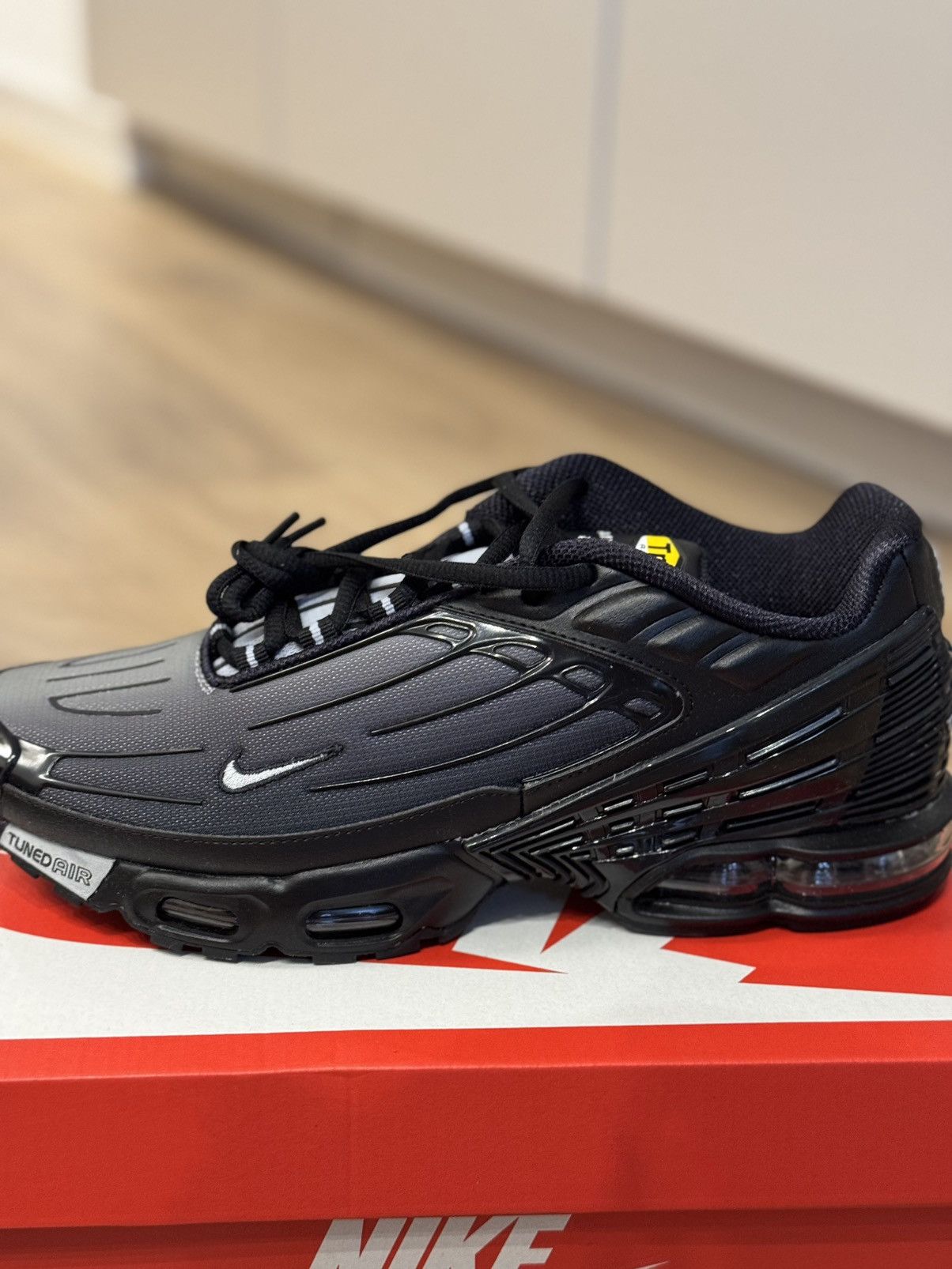 Nike Air Max Plus Black Wolf Grey