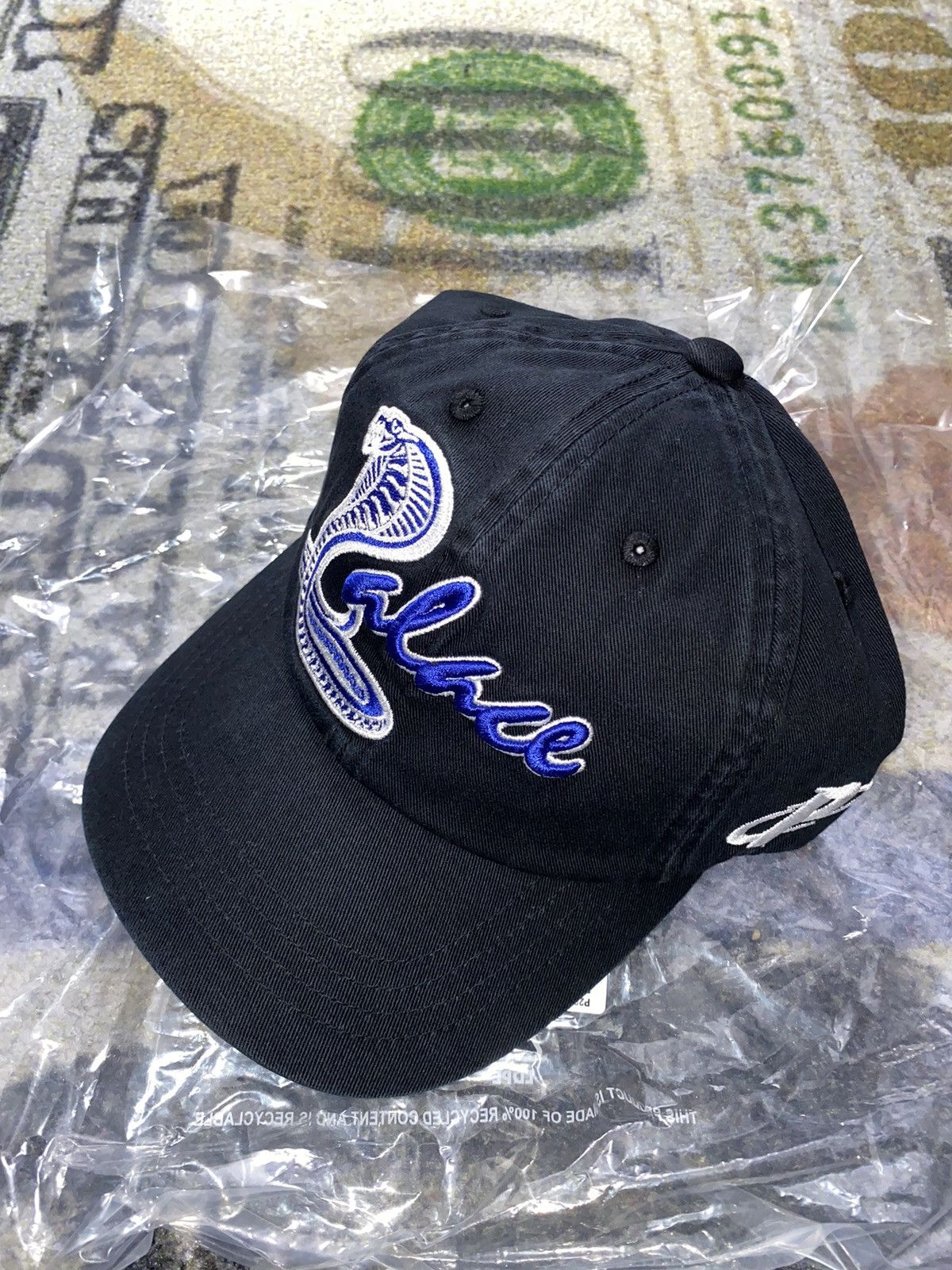 [最安値]PALACE DORAEMON 6-PANEL BLACK Palace: Men's Doraemon 6-Panel (Black) | DSML E-SHOP