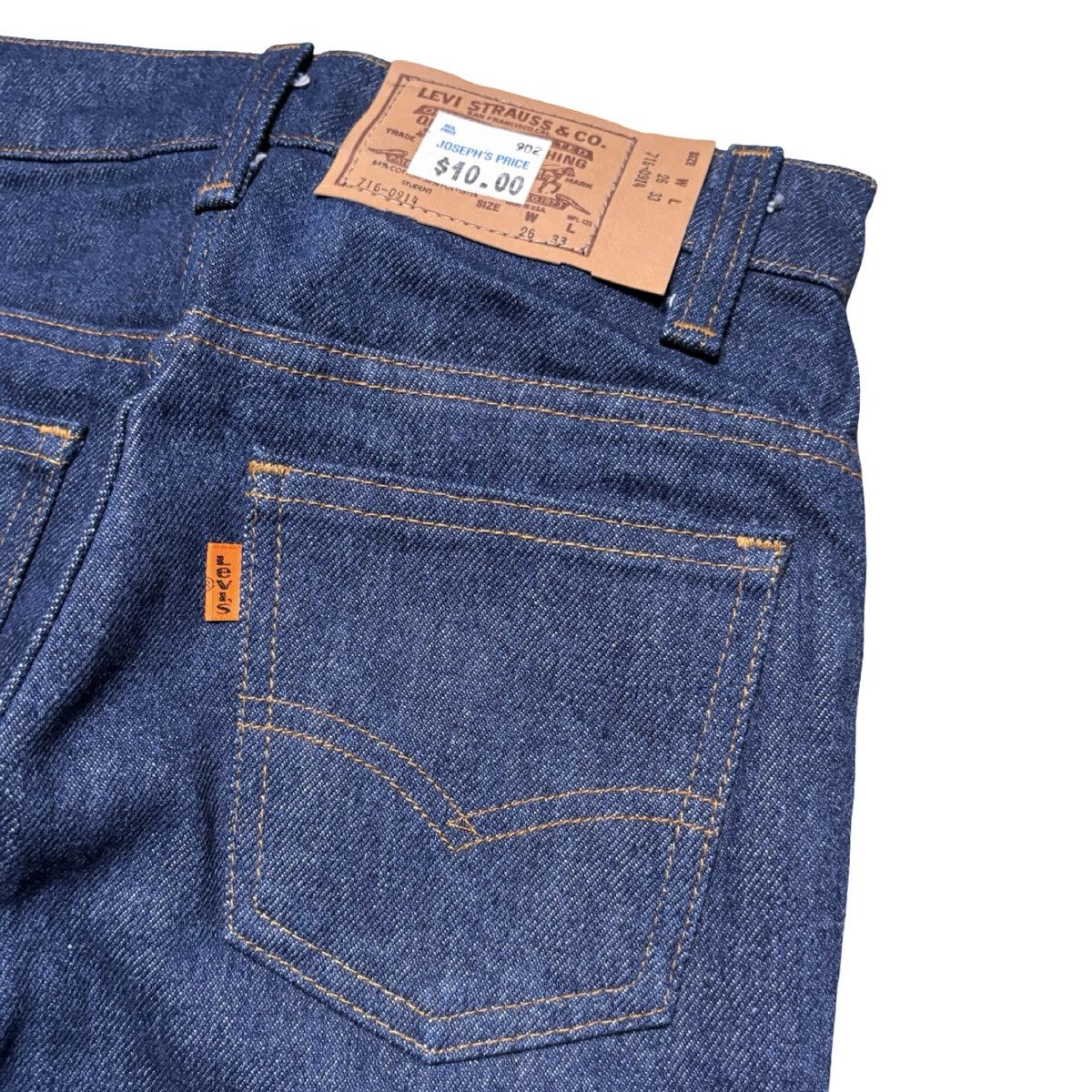 Levi's Vintage Levi's 716-0914 Straight Jeans Orange Tab NOS 26X33 Size 26" / US 2 / IT 38 - 2 Thumbnail