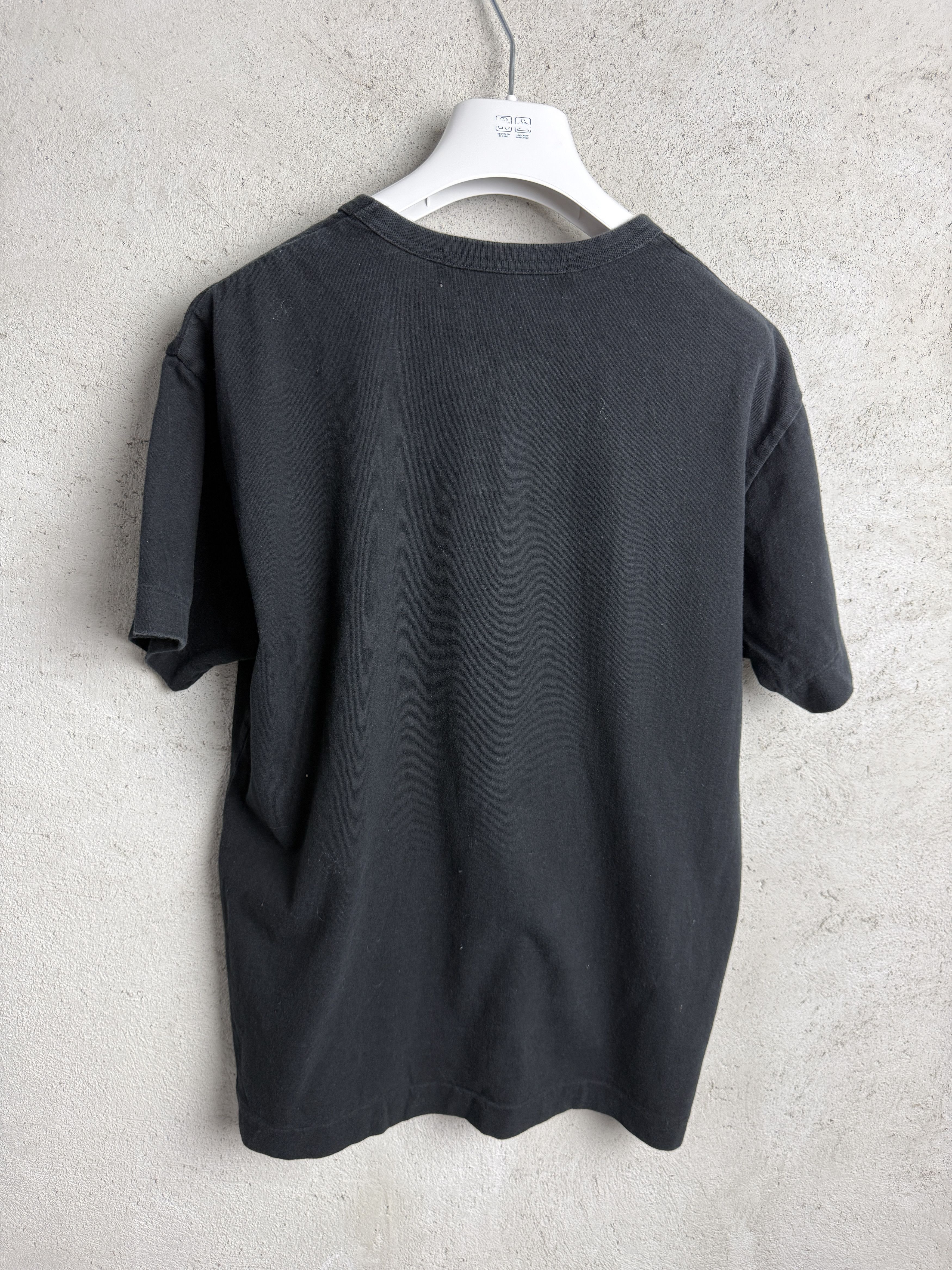 Comme des Garcons PLAY CDG Comme des Garcons Play big heart t-shirt tee Size US L / EU 52-54 / 3 - 6 Thumbnail